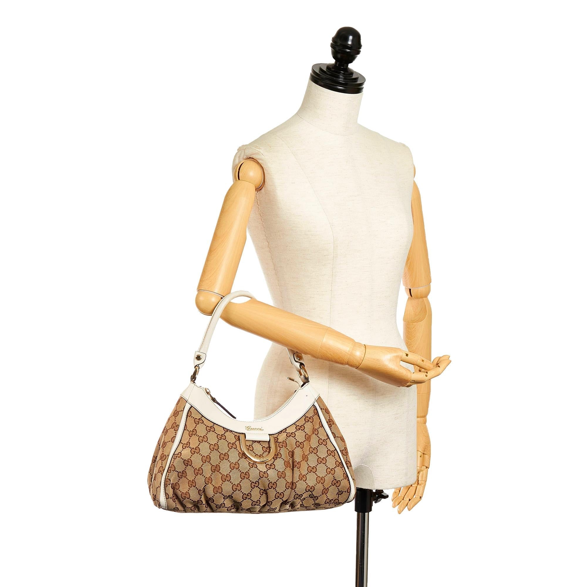 Gucci Gucci Canvas Abbey D-Ring Shoulder Bag (SHG-33525)