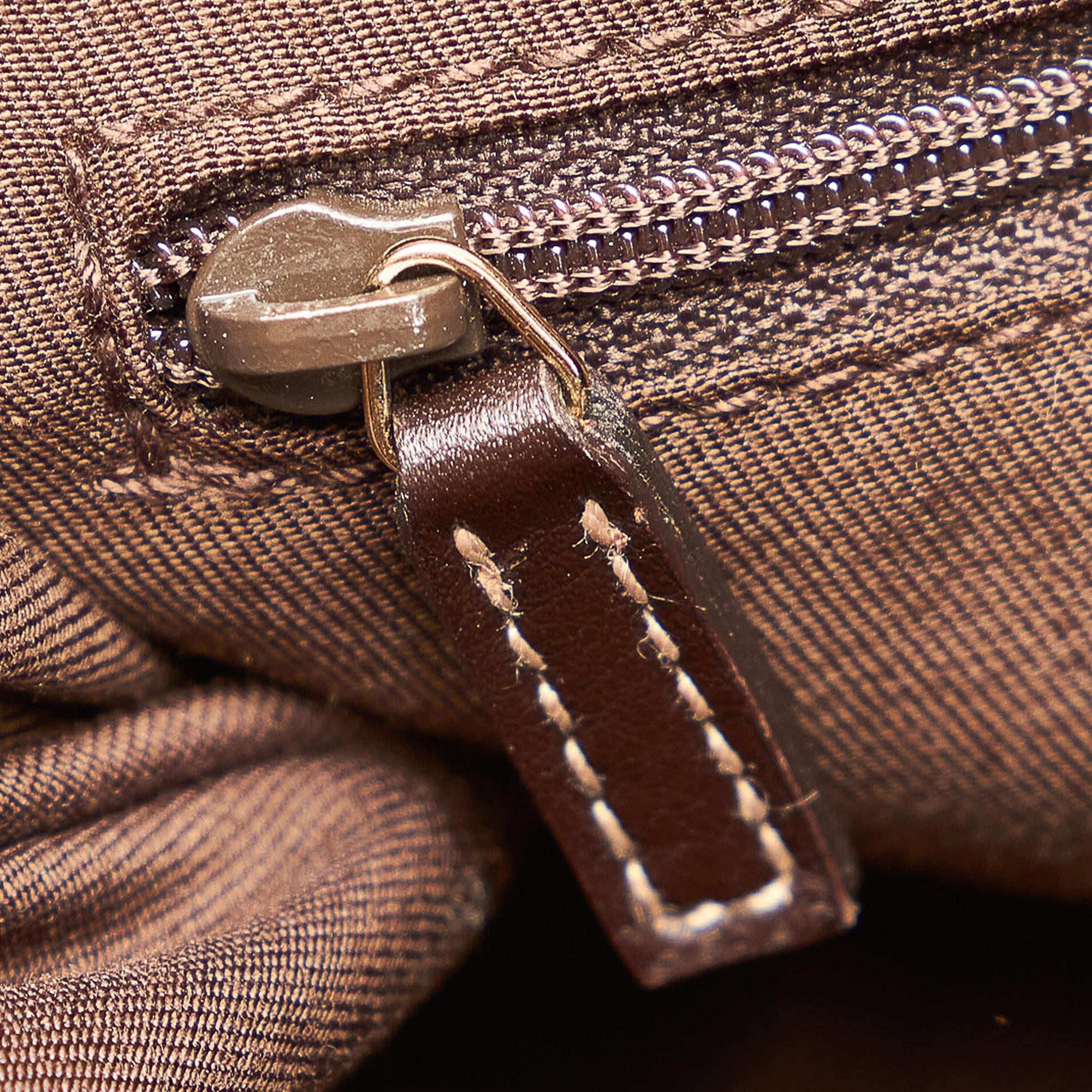 Gucci Gucci Canvas Abbey D-Ring Shoulder Bag (SHG-34136)
