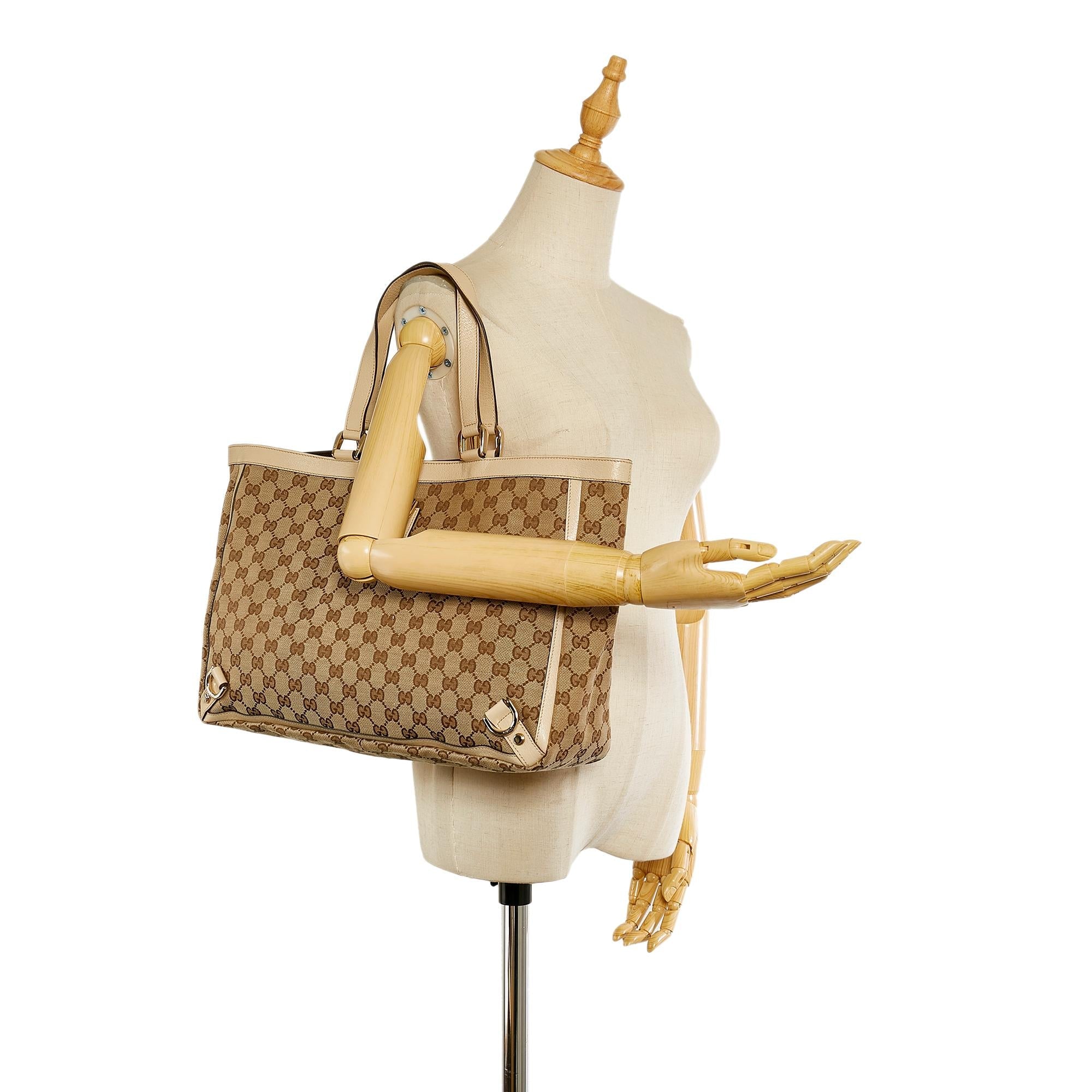 Gucci Gucci Canvas Abbey D- Ring Tote Bag (SHG-26005)