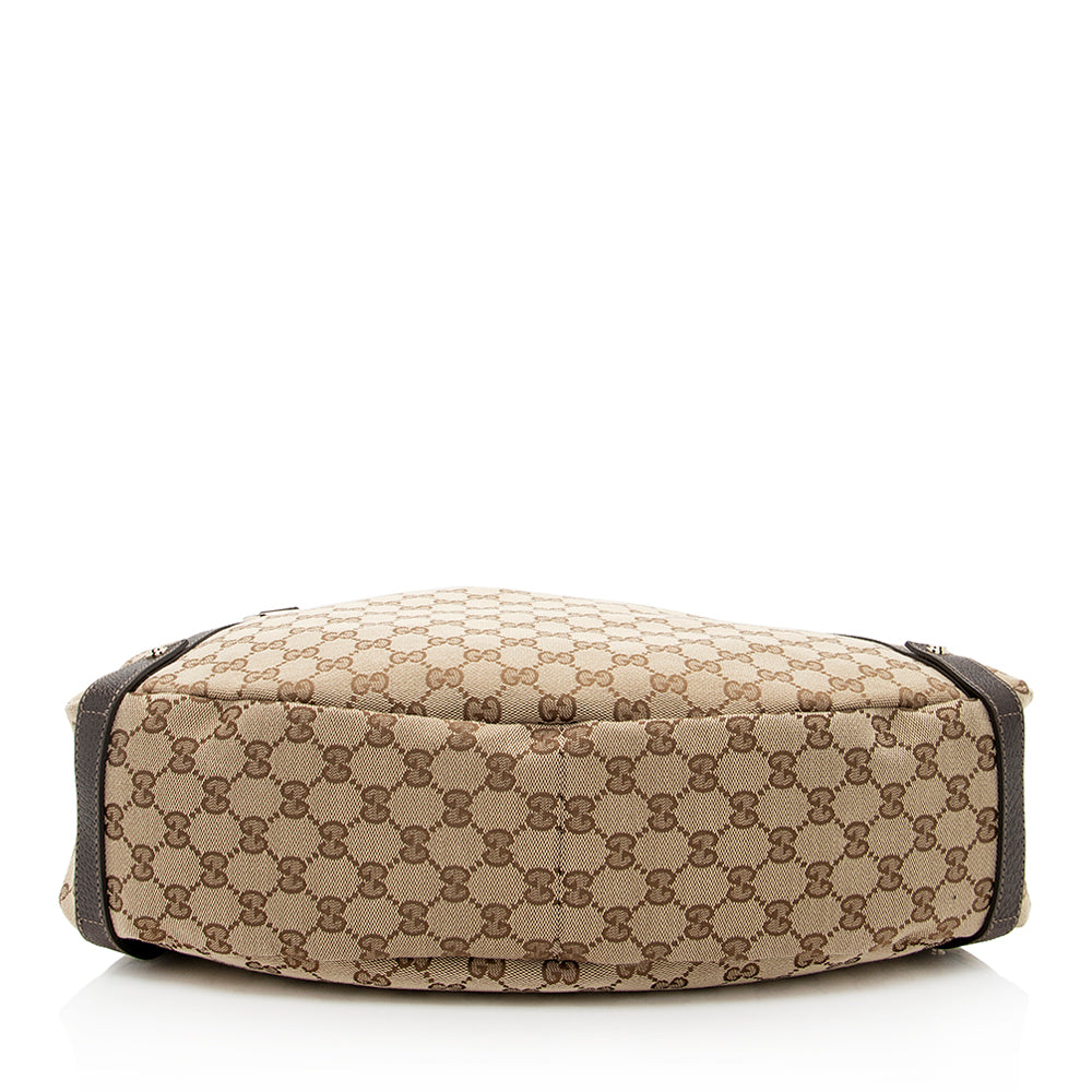 Gucci Gucci Canvas Abbey Medium Shoulder Bag (SHF-19735)