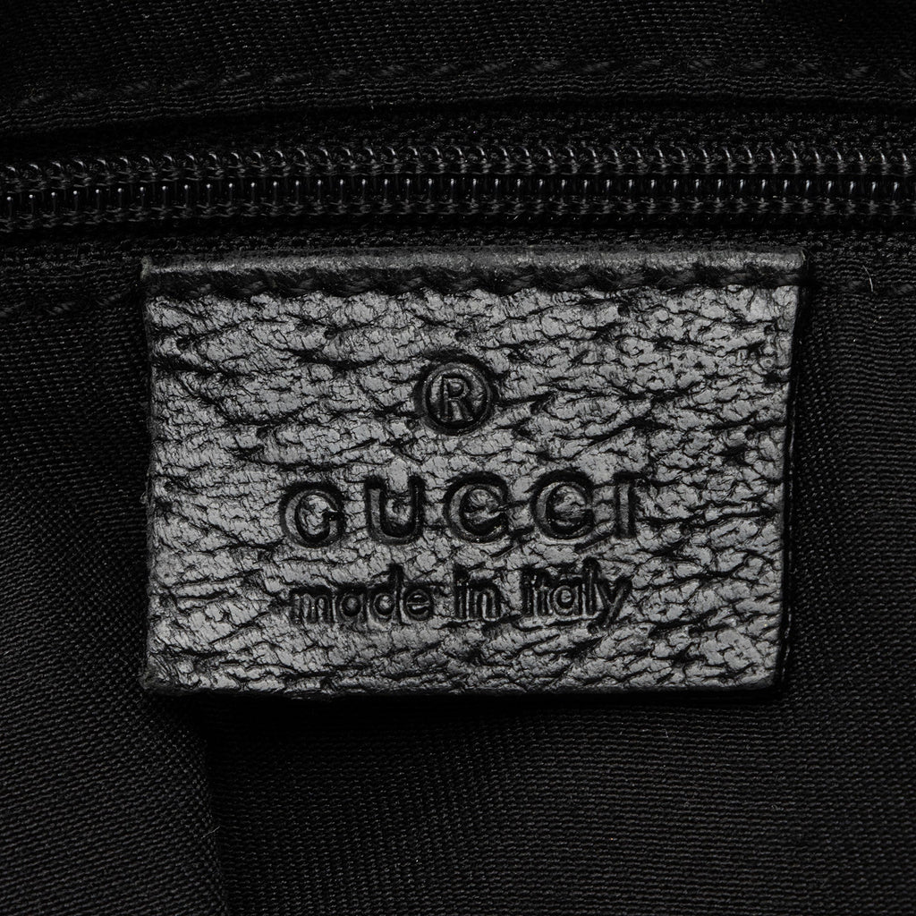 Gucci GG Canvas Abbey Medium Shoulder Bag (SHF-ZLaHNZ)