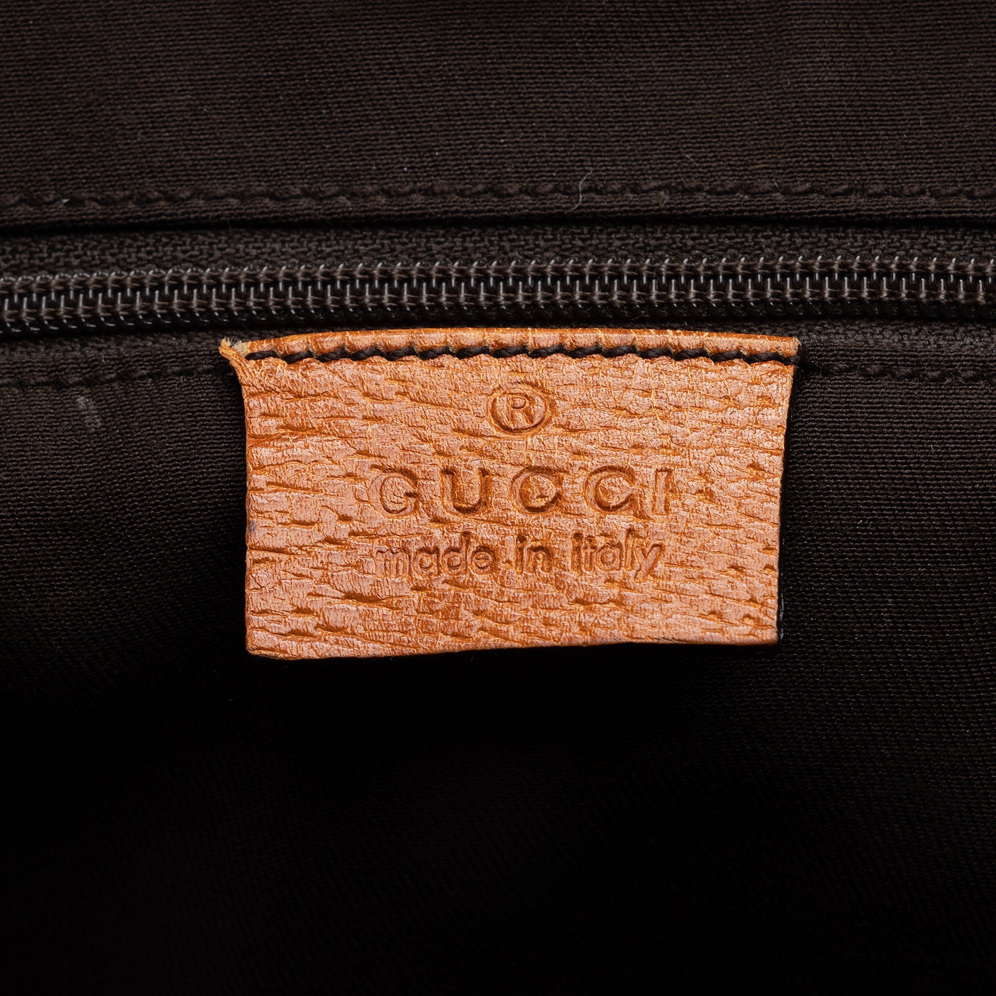 Gucci GG Canvas Abbey Pocket Tote (SHF-22728)
