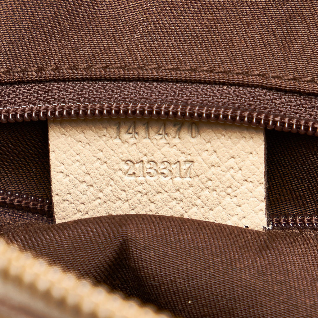 Gucci Gucci Canvas Abbey Shoulder Bag (SHG-27473)