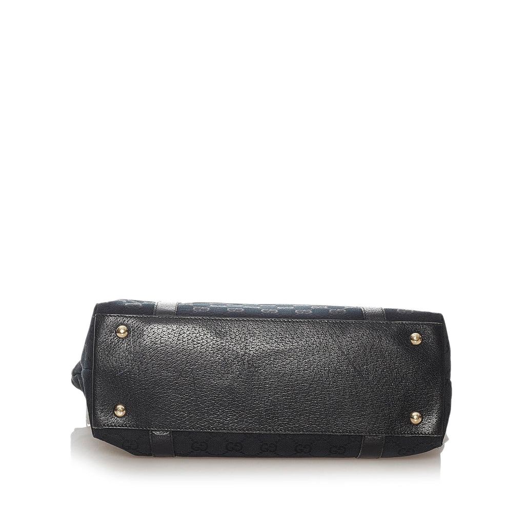 Gucci Gucci Canvas Abbey Shoulder Bag (SHG-27811)