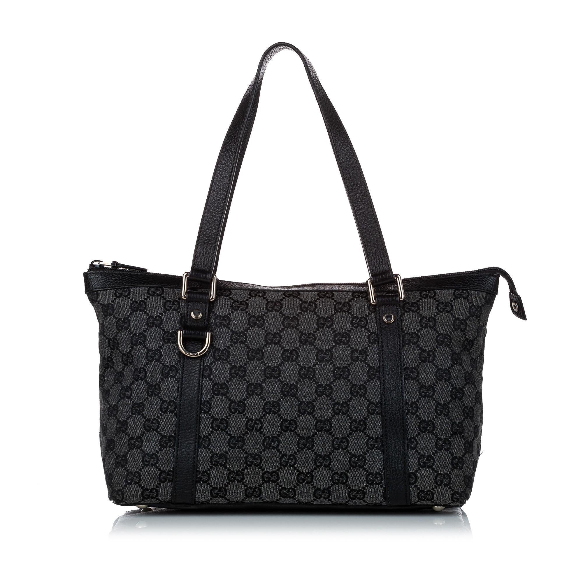Gucci Gucci Canvas Abbey Shoulder Bag (SHG-29271)