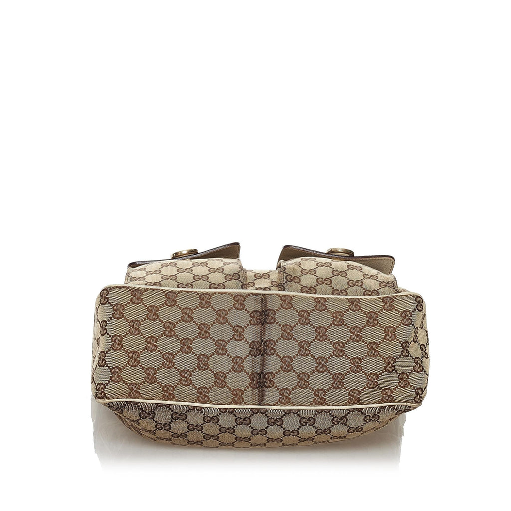 Gucci Gucci Canvas Abbey Shoulder Bag (SHG-32008)