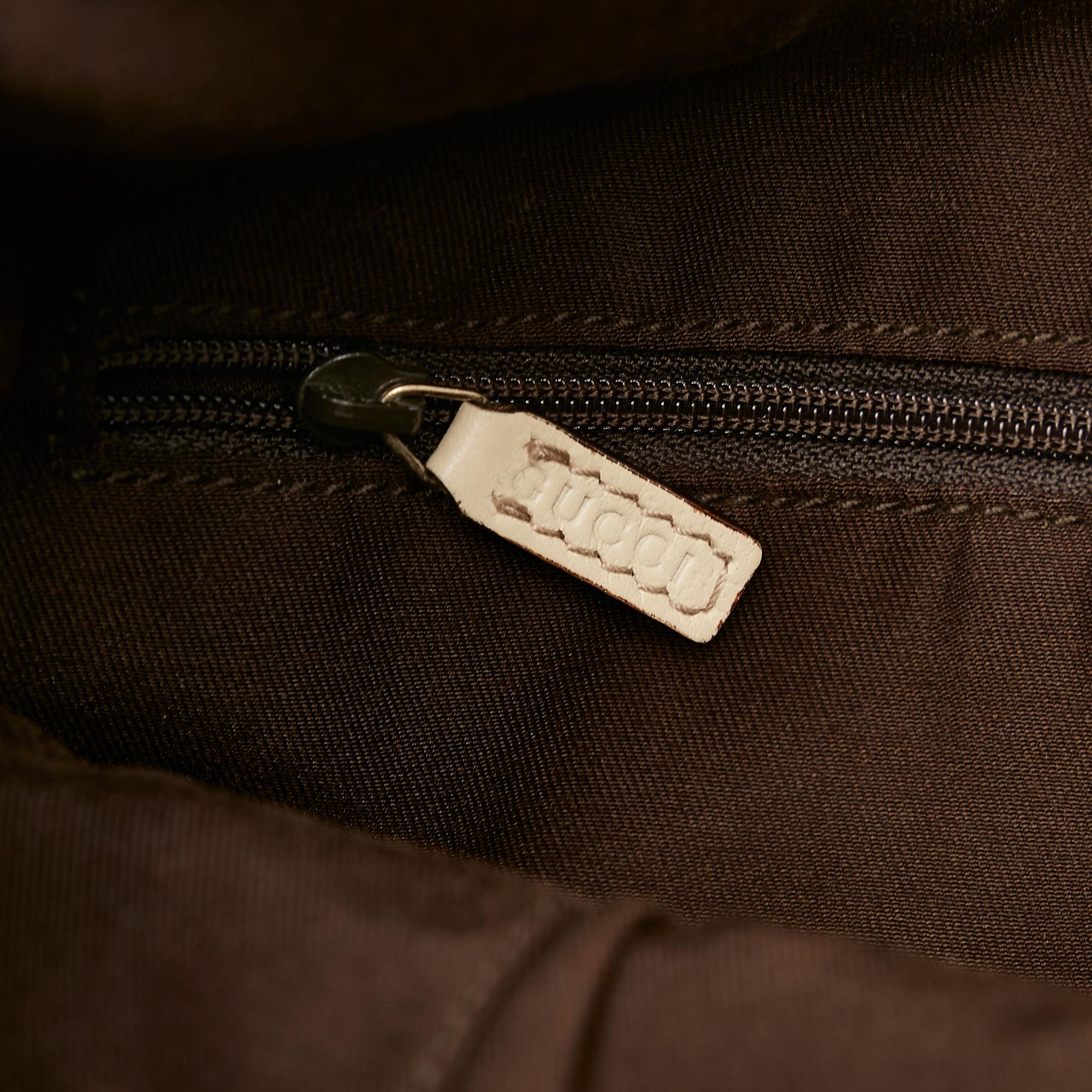 Gucci Gucci Canvas Abbey Shoulder Bag (SHG-32008)