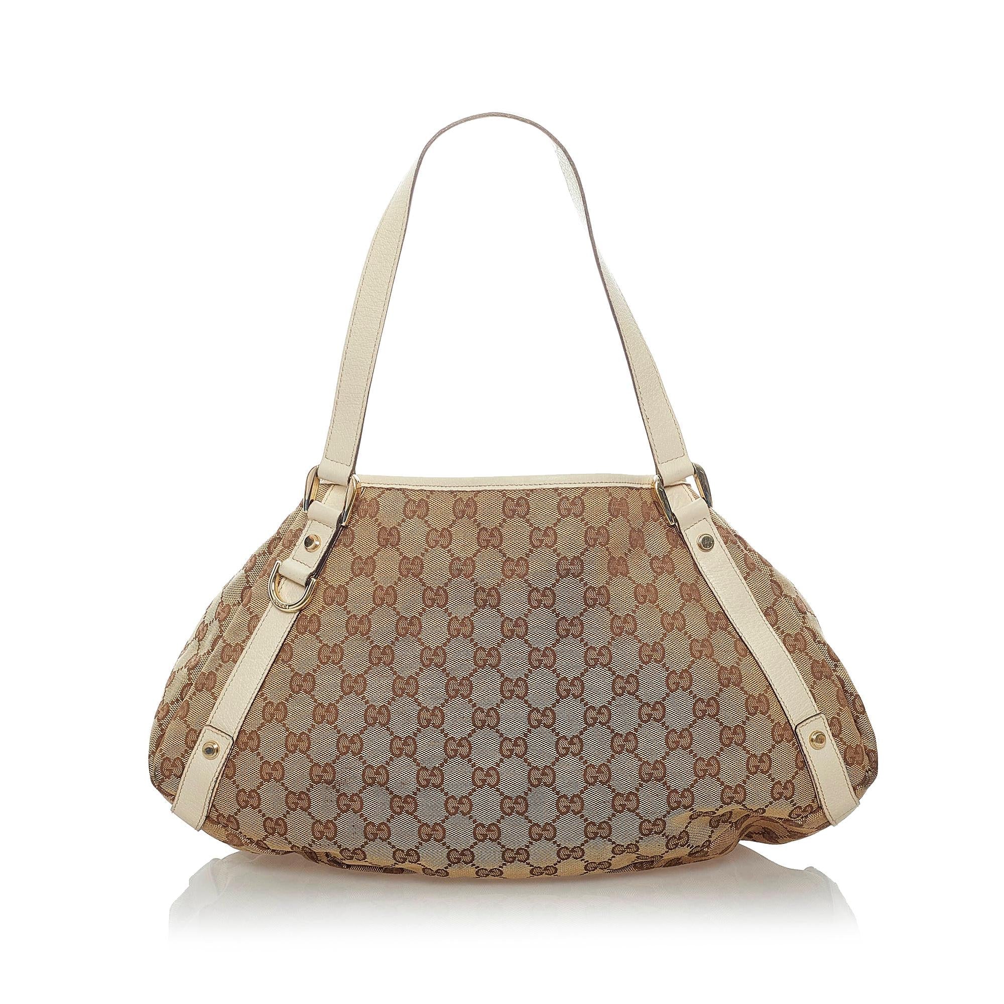 Gucci Gucci Canvas Abbey Shoulder Bag (SHG-32064)