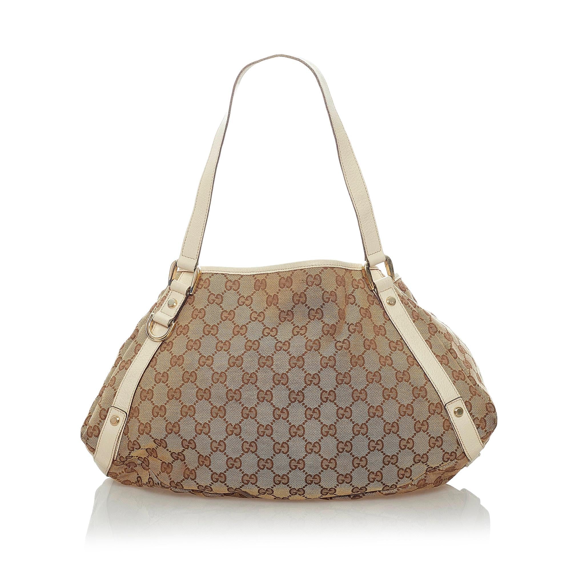 Gucci Gucci Canvas Abbey Shoulder Bag (SHG-32064)