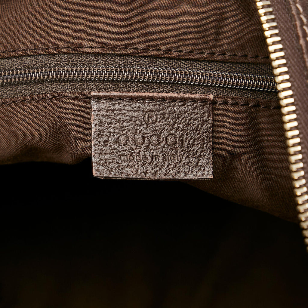 Gucci Gucci Canvas Abbey Shoulder Bag (SHG-32495)