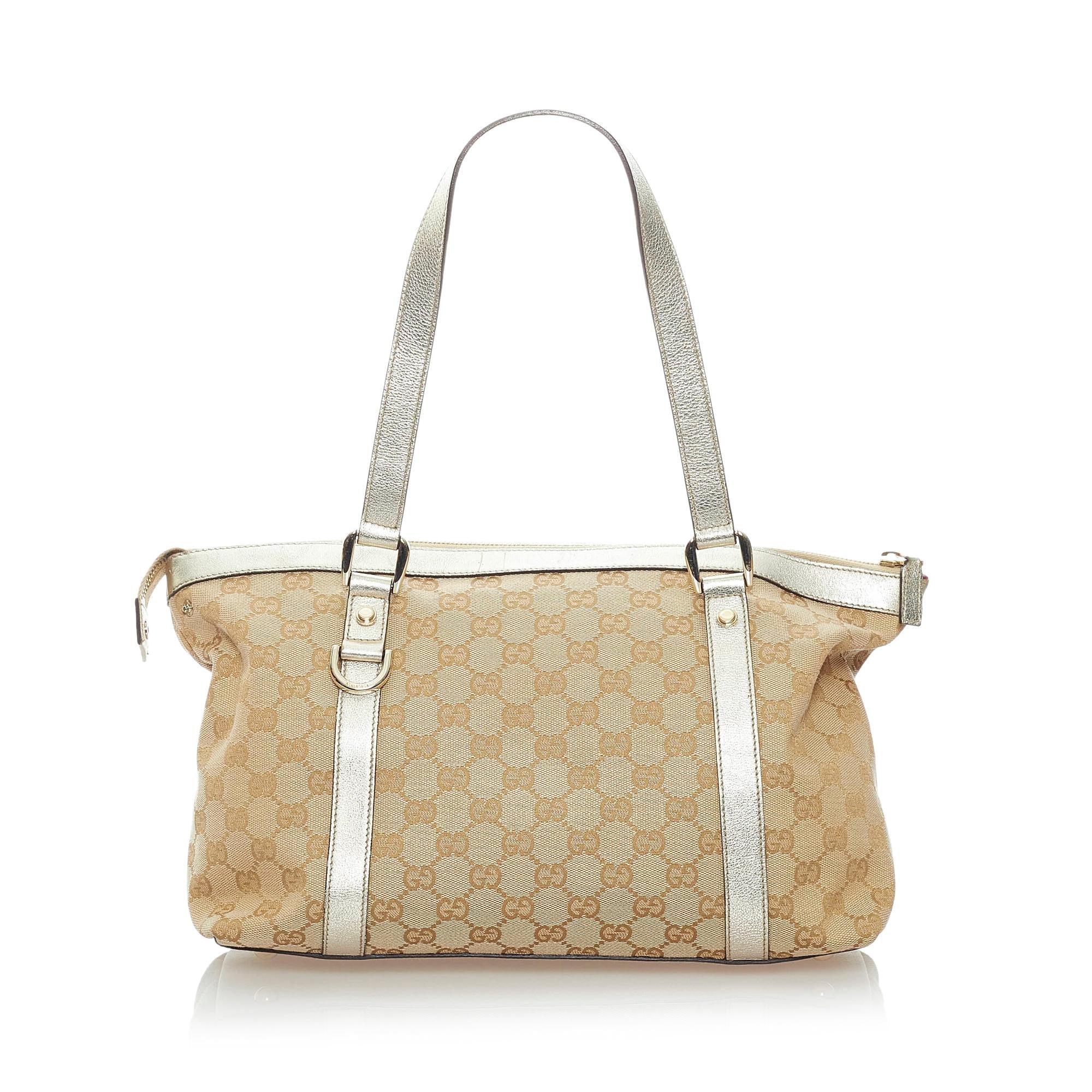 Gucci Gucci Canvas Abbey Shoulder Bag (SHG-32572)