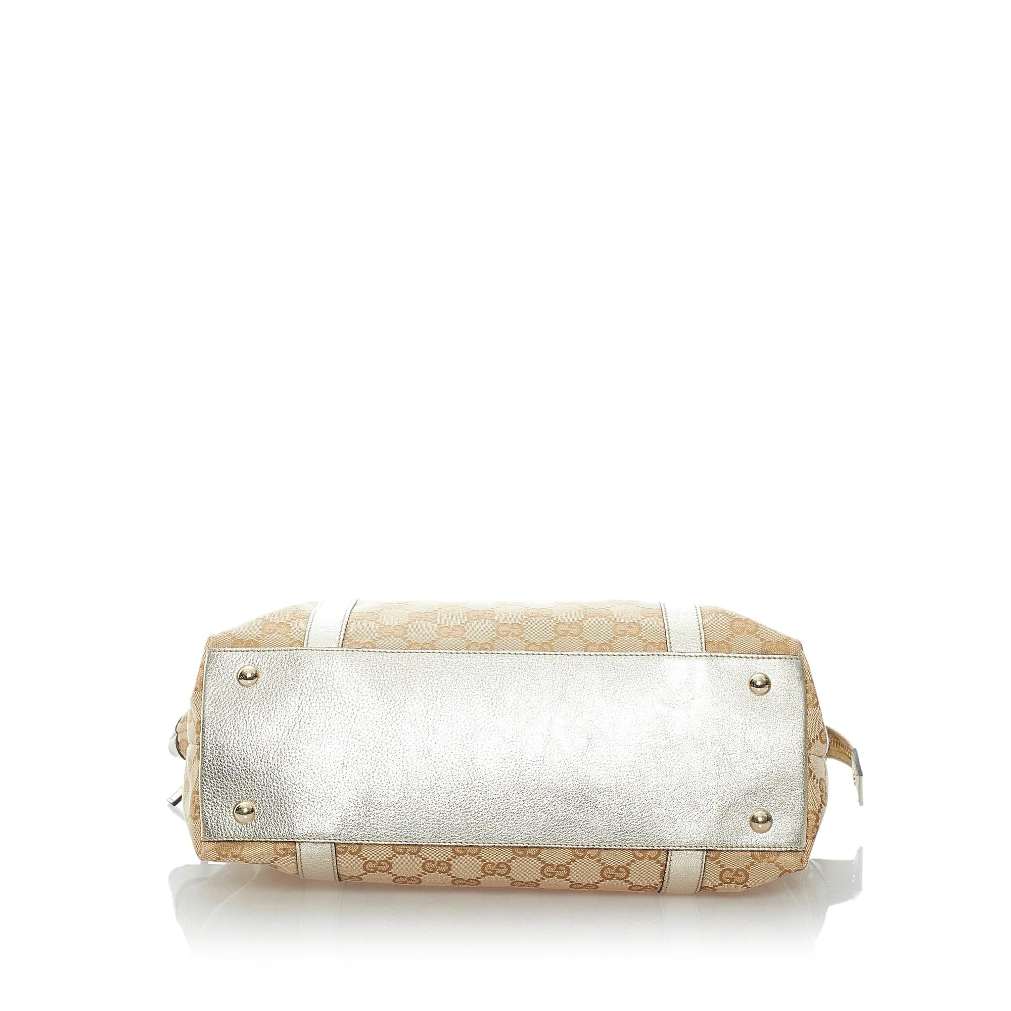 Gucci Gucci Canvas Abbey Shoulder Bag (SHG-32572)
