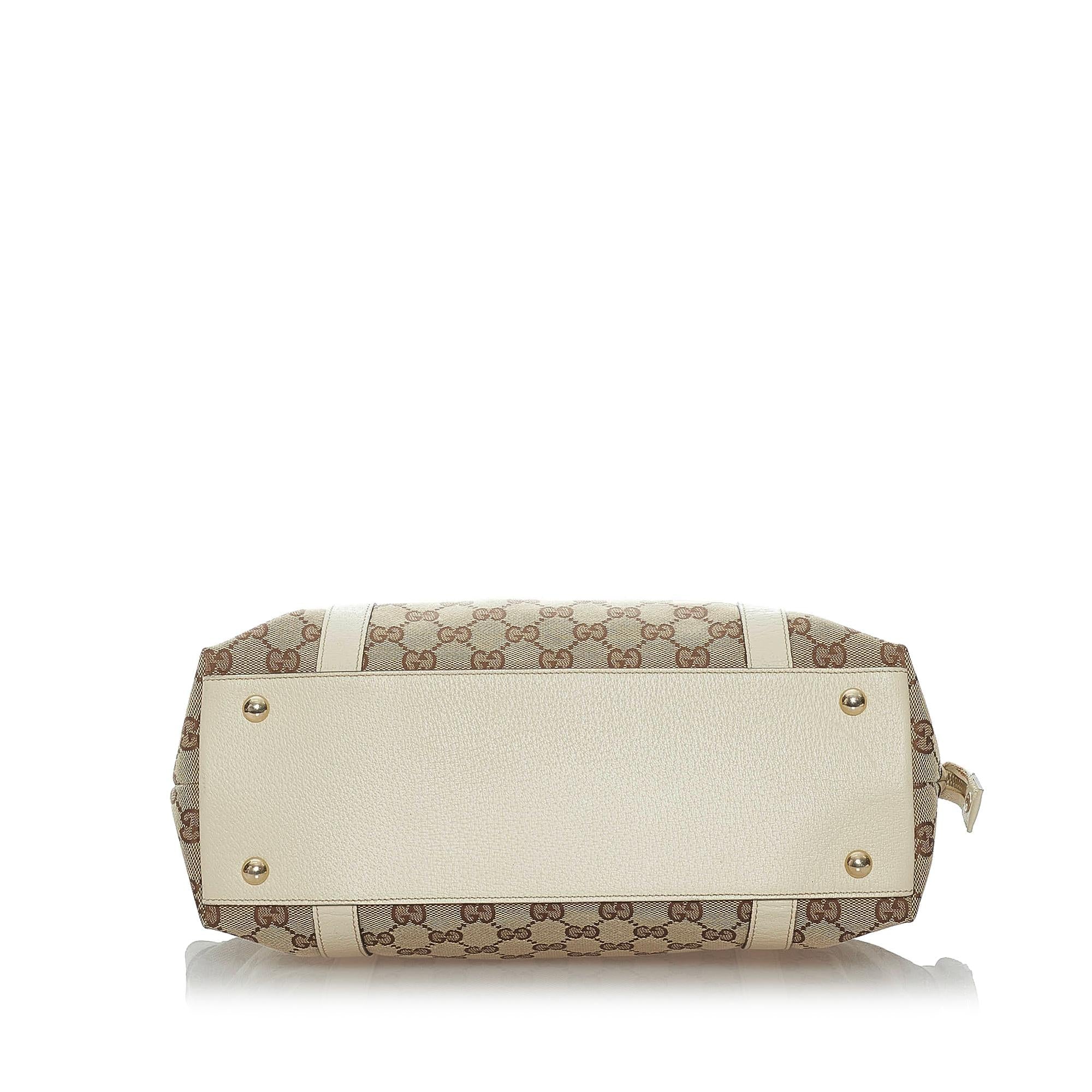 Gucci Gucci Canvas Abbey Shoulder Bag (SHG-32783)