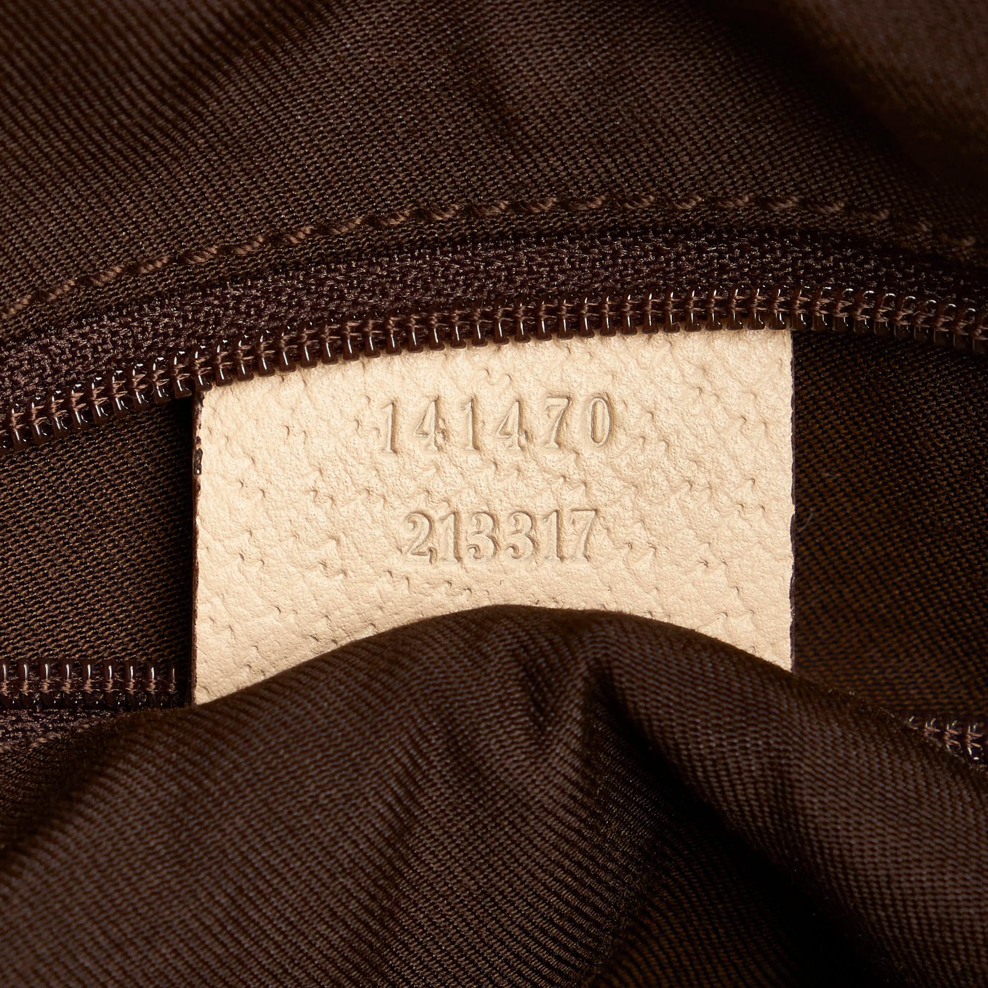 Gucci Gucci Canvas Abbey Shoulder Bag (SHG-32783)