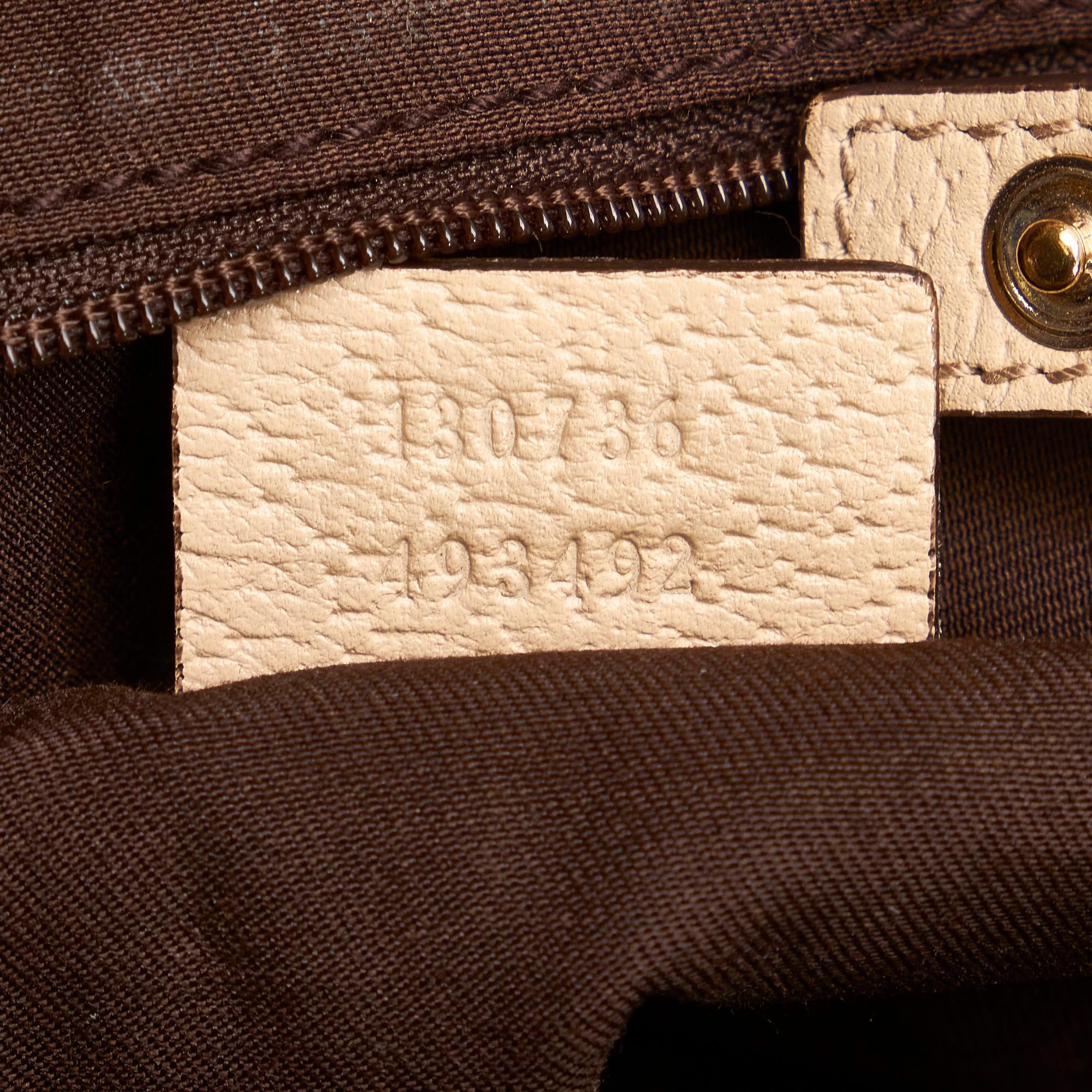 Gucci Gucci Canvas Abbey Shoulder Bag (SHG-32860)