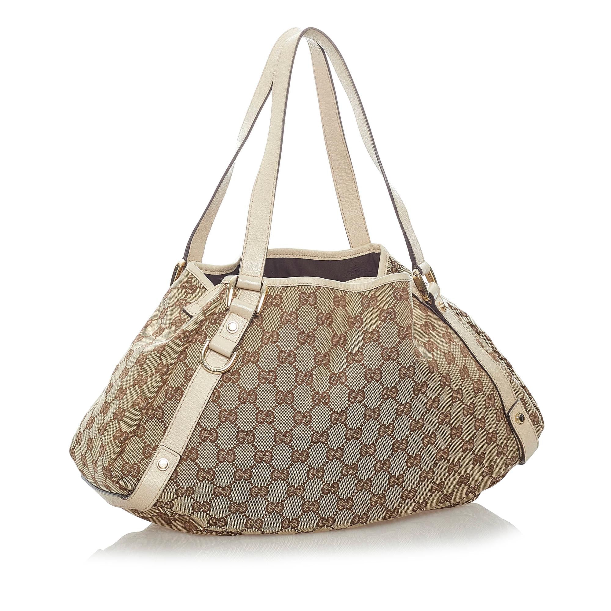 Gucci Gucci Canvas Abbey Shoulder Bag (SHG-32860)