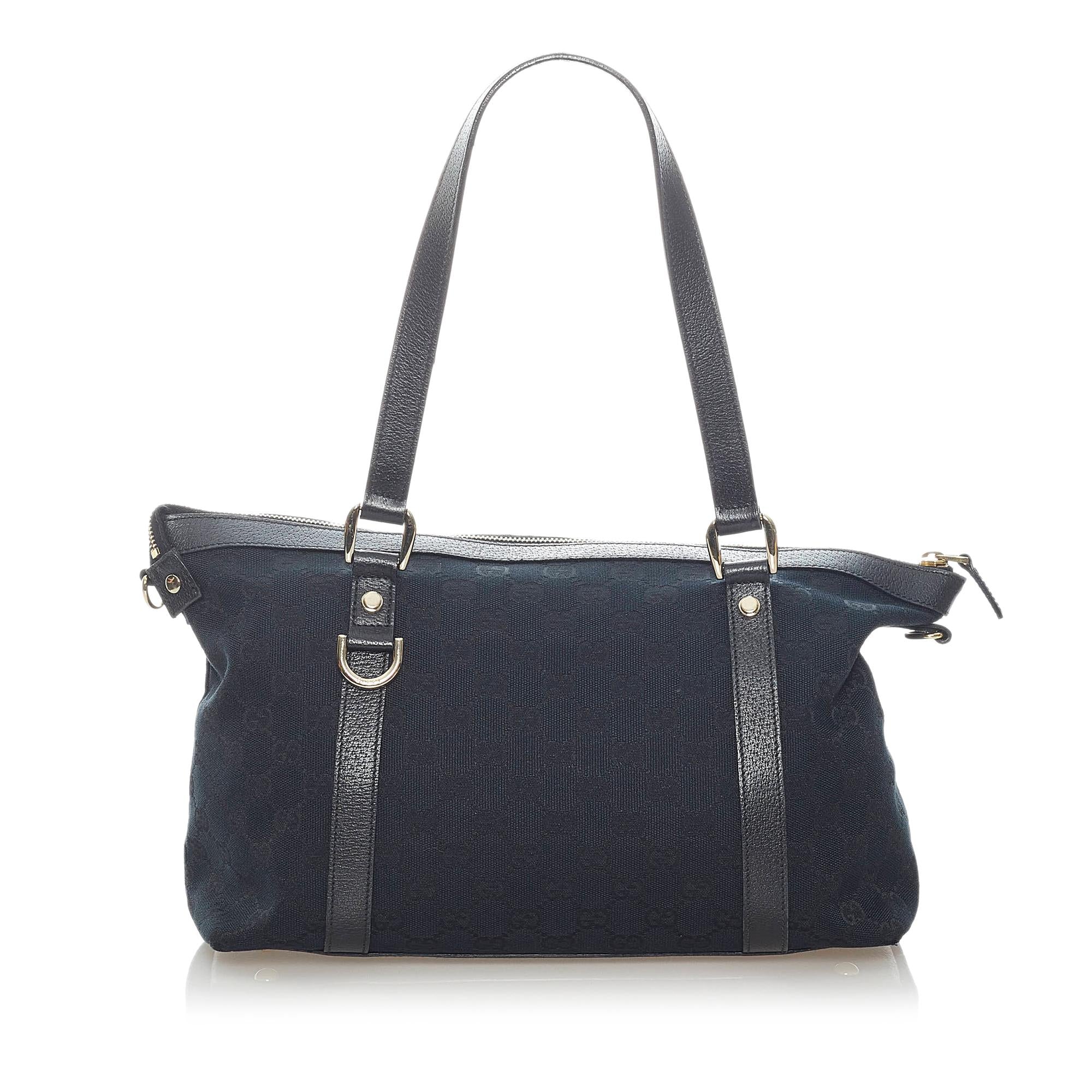 Gucci Gucci Canvas Abbey Shoulder Bag (SHG-32976)