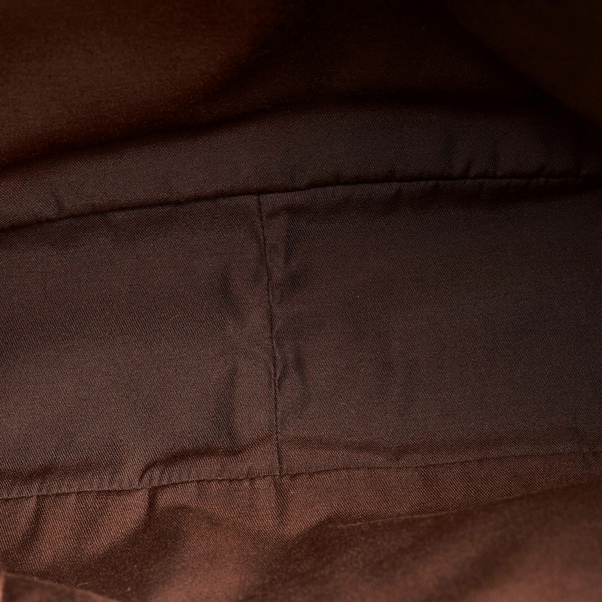 Gucci Gucci Canvas Abbey Shoulder Bag (SHG-34172)