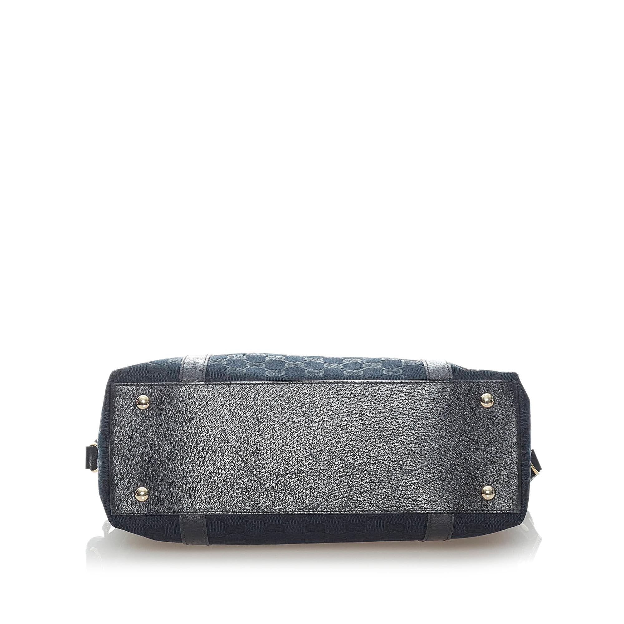 Gucci GG Canvas Abbey Shoulder Bag (SHG-36171)