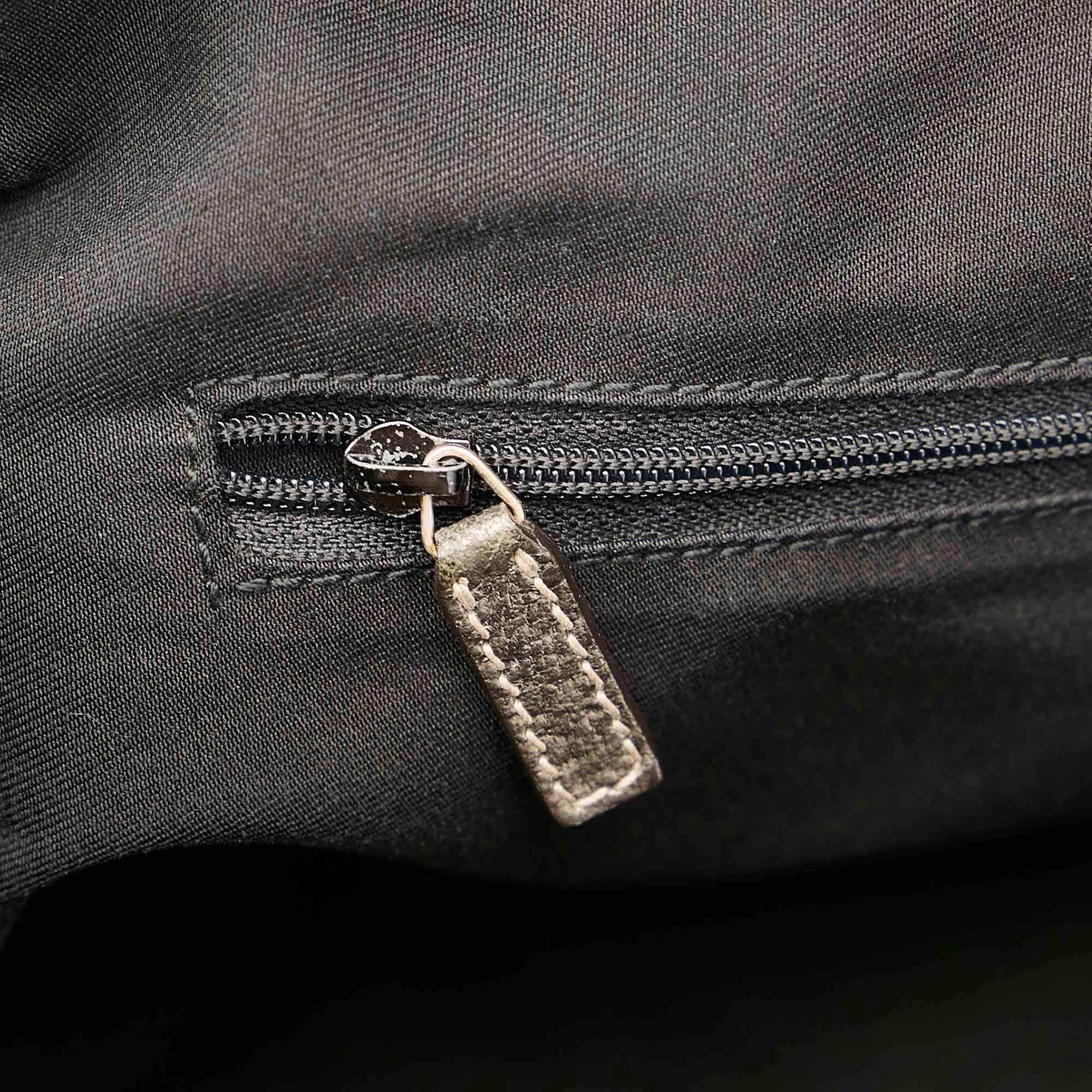 Gucci Gucci Canvas Abbey Tote Bag (SHG-23279)