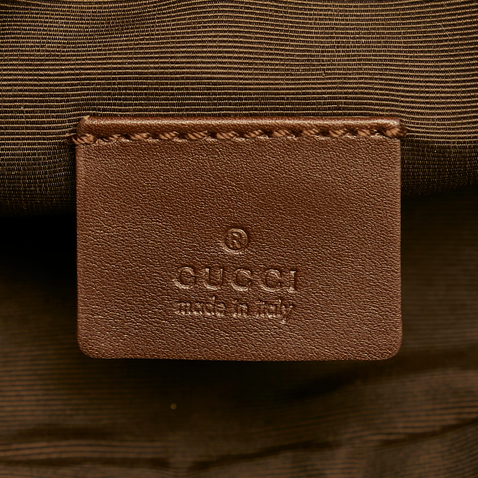 Gucci Gucci Canvas Baguette (SHG-28682)