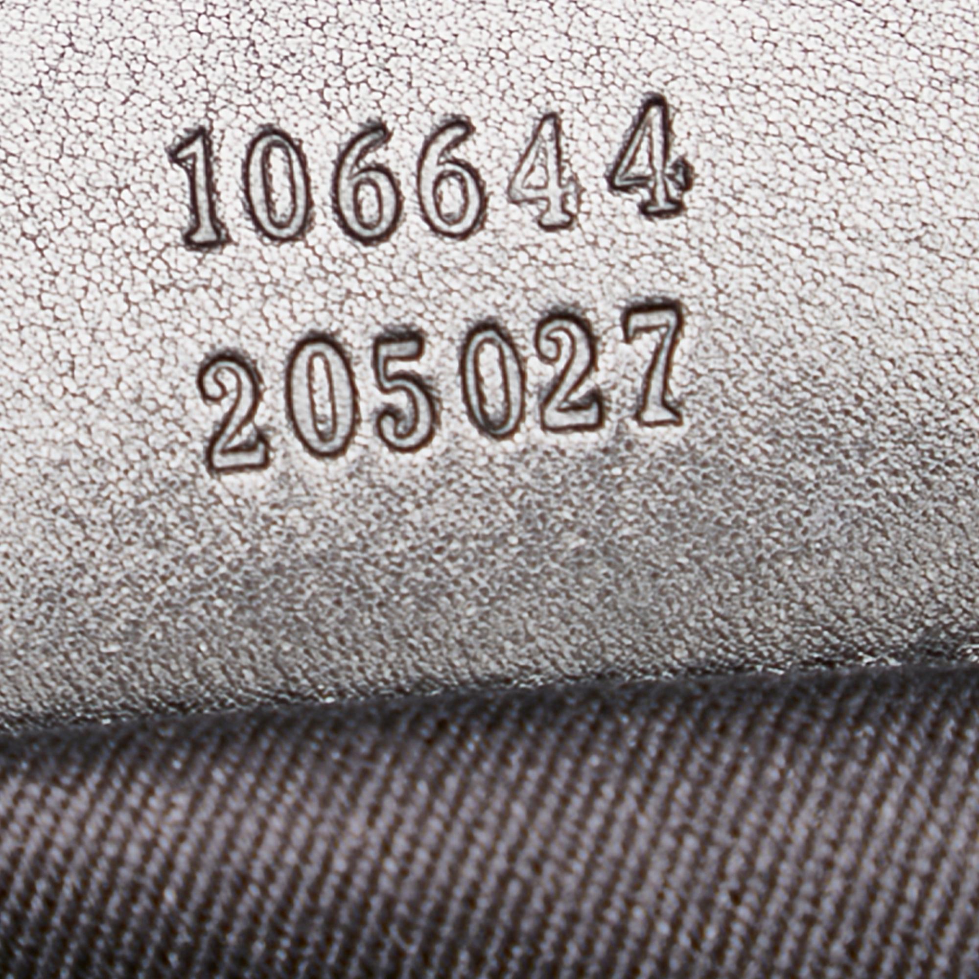 Gucci Gucci Canvas Baguette (SHG-30605)