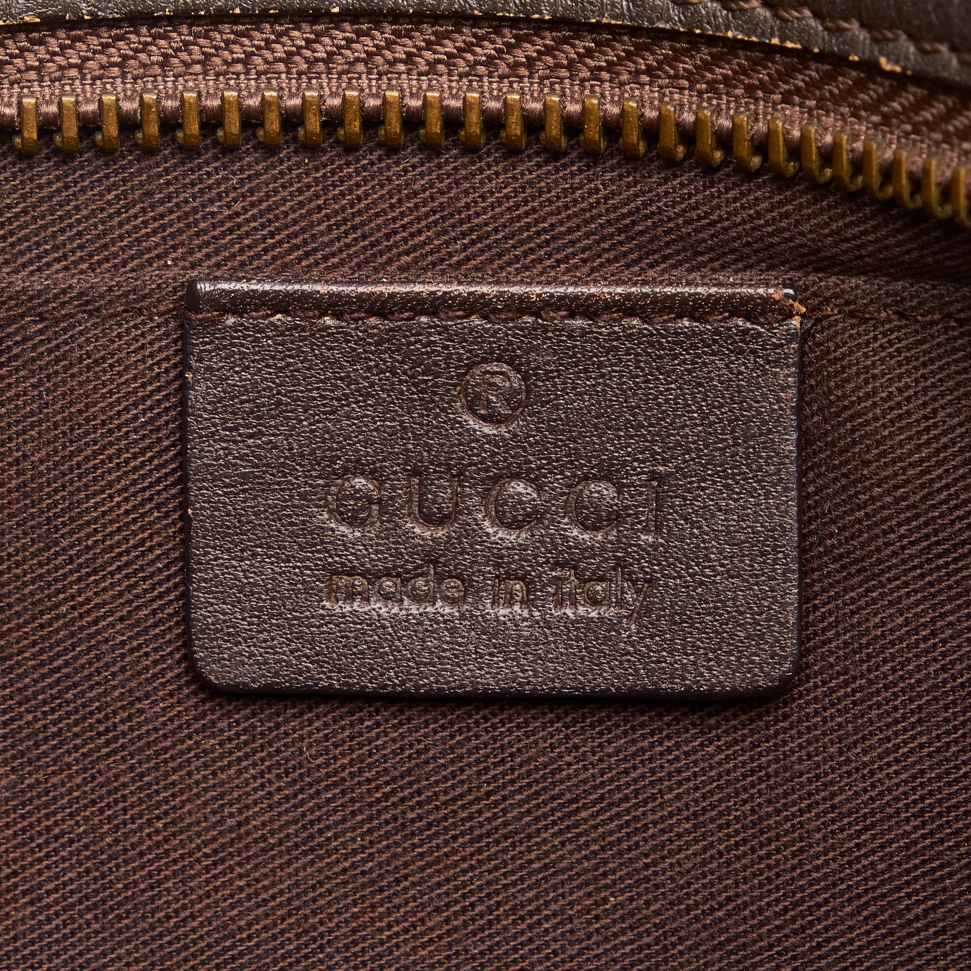 Gucci Gucci Canvas Baguette (SHG-31120)