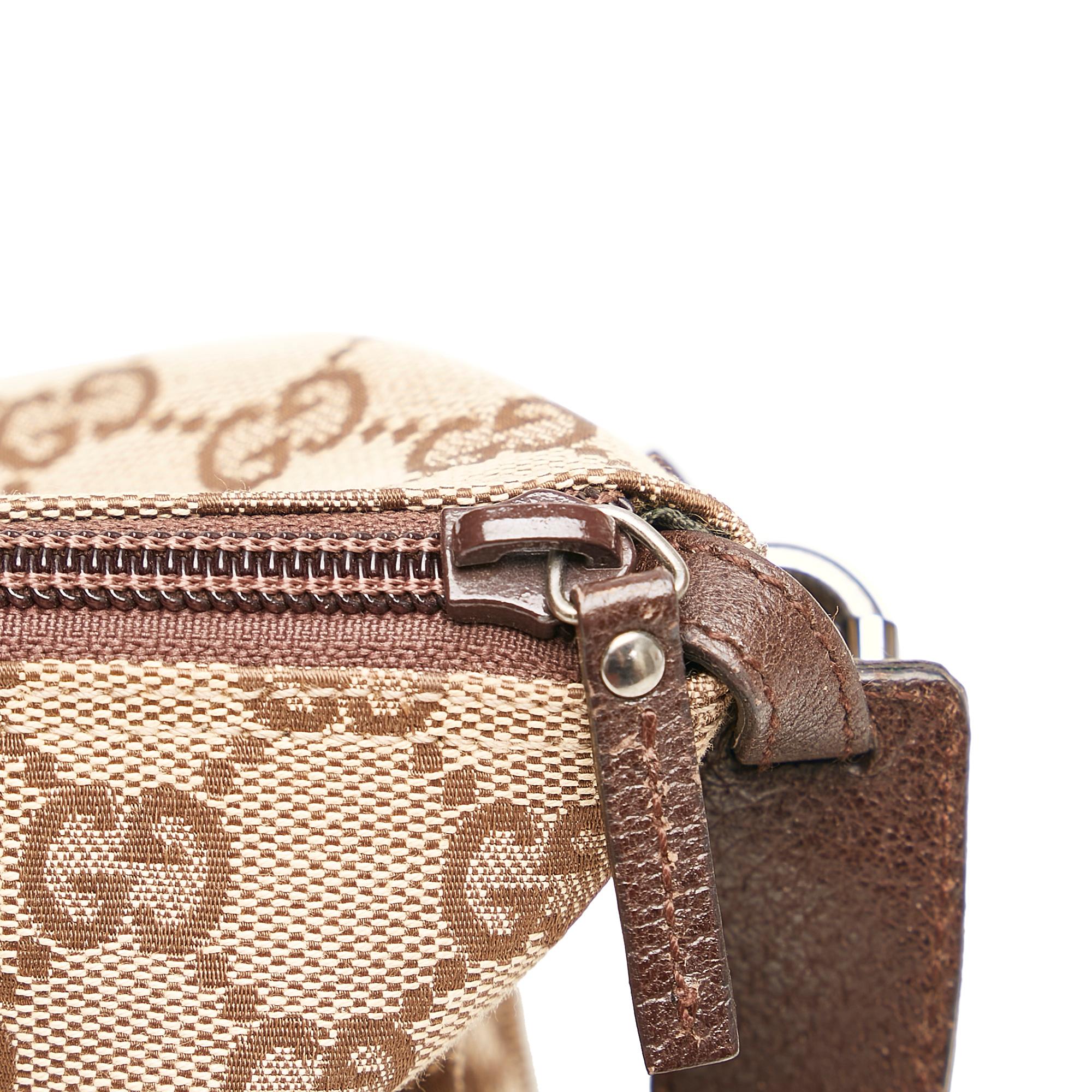 Gucci Gucci Canvas Baguette (SHG-33484)