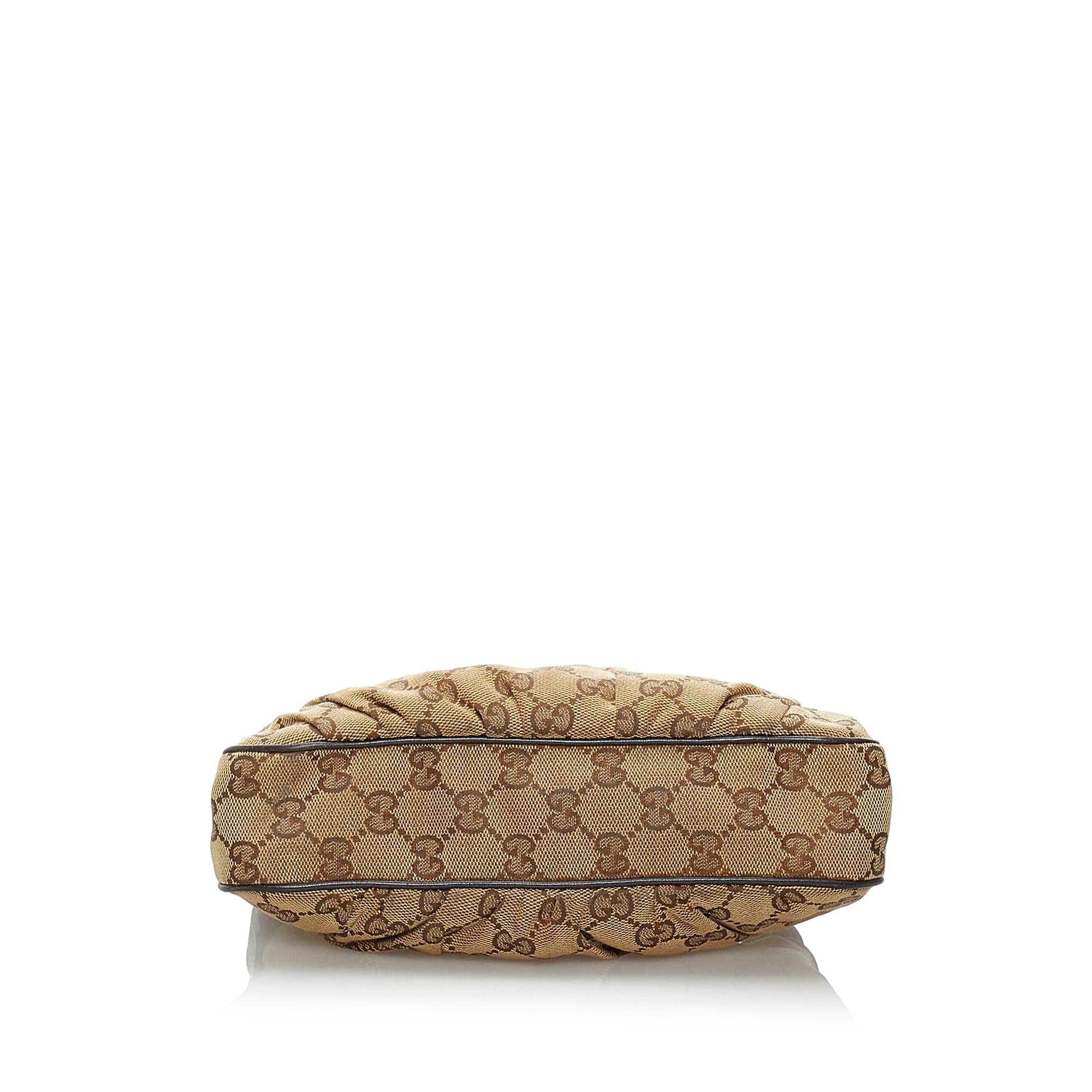 Gucci Gucci Canvas Baguette (SHG-34048)