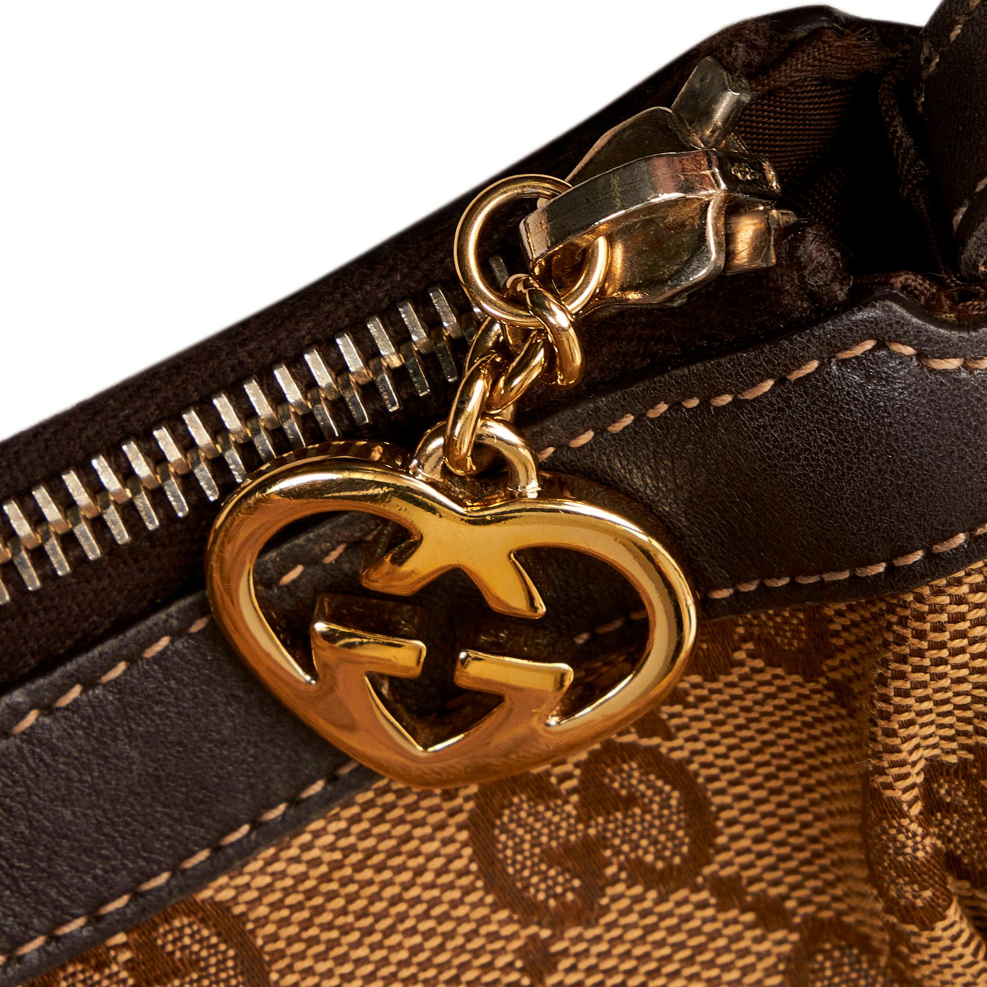Gucci Gucci Canvas Baguette (SHG-34048)