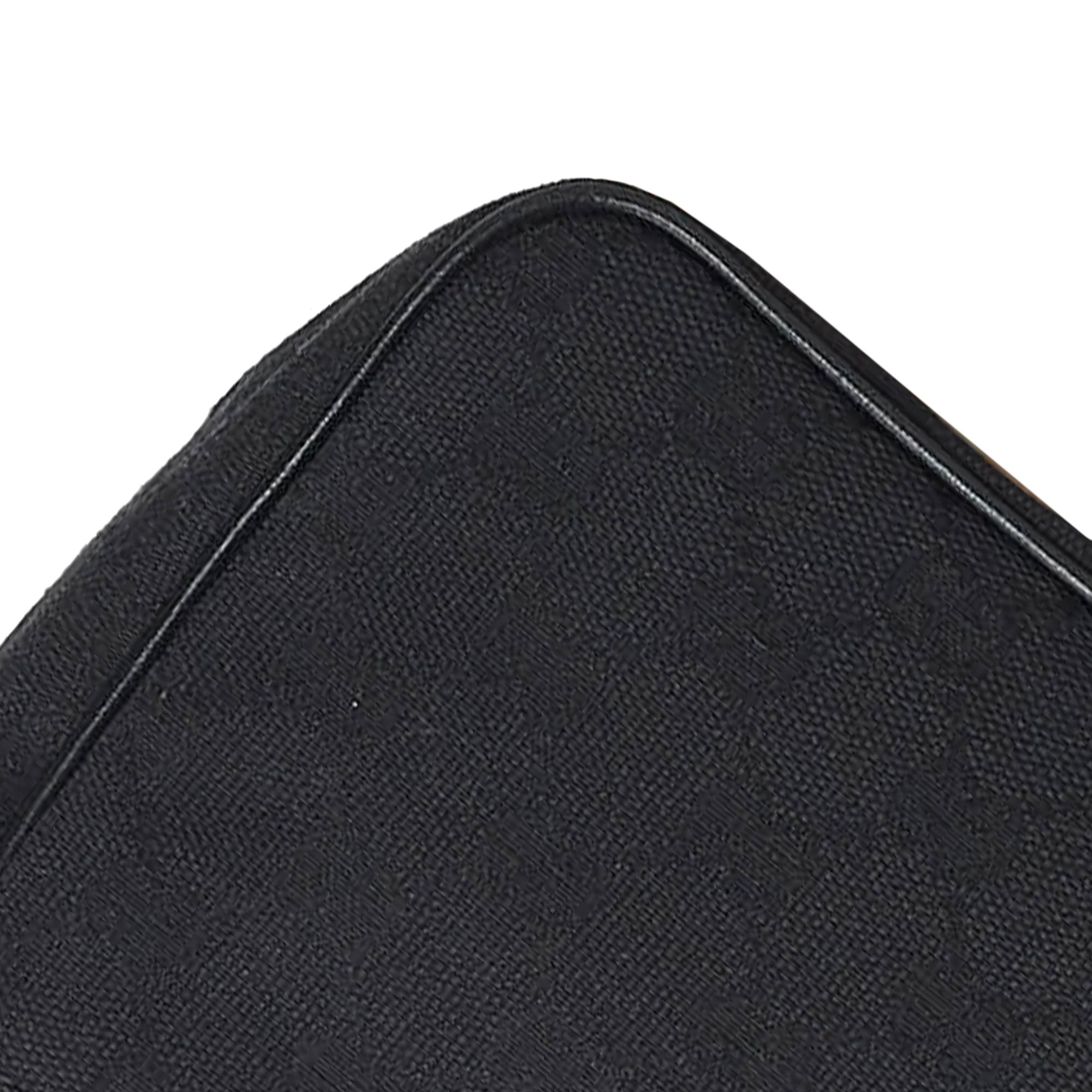 Gucci Gucci Canvas Baguette (SHG-34237)