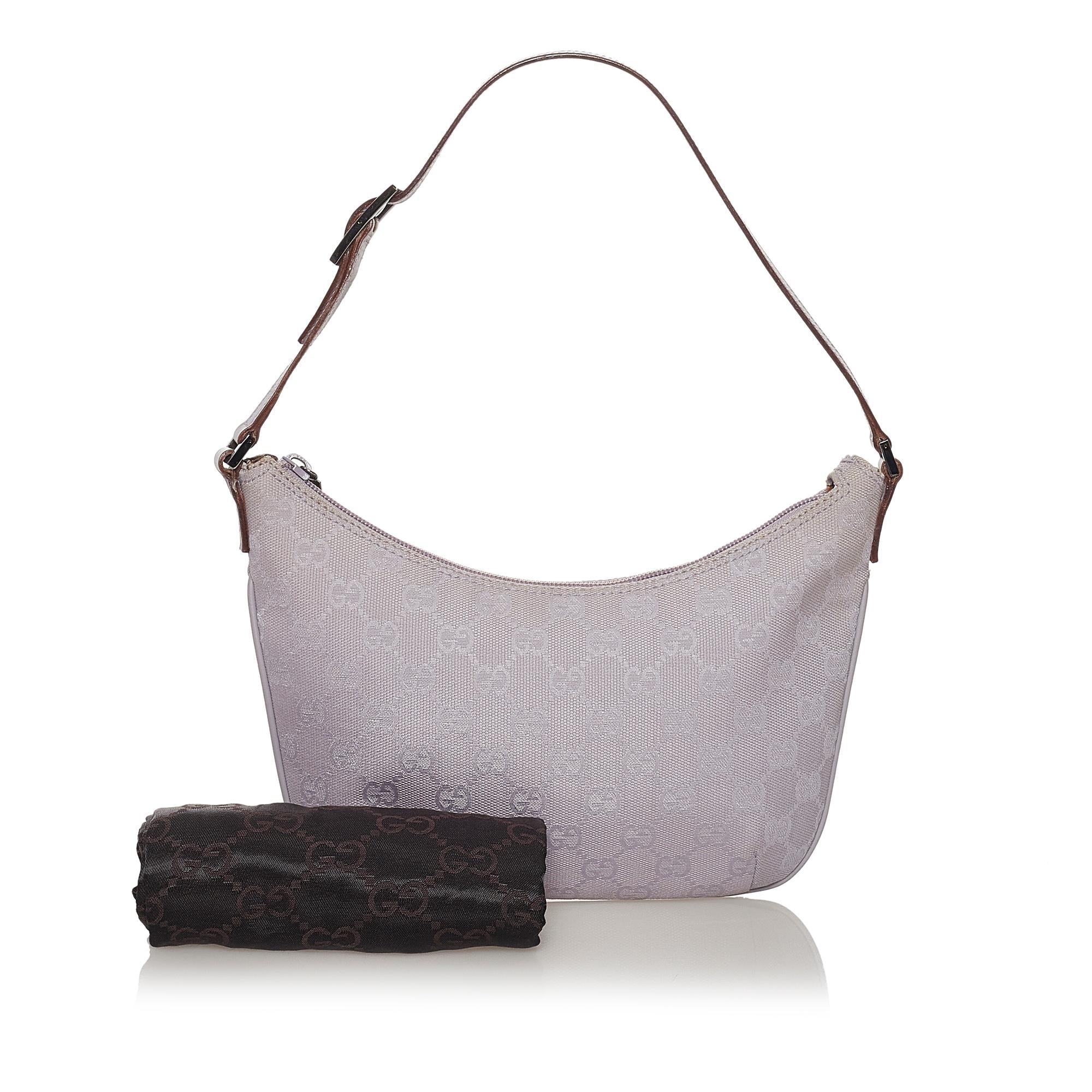 Gucci GG Canvas Baguette (SHG-34677)
