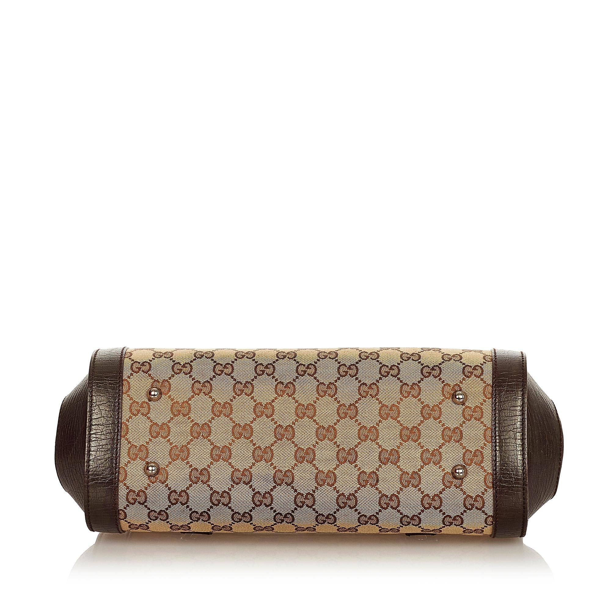 Gucci Gucci Canvas Bamboo Bullet Shoulder Bag (SHG-26346)