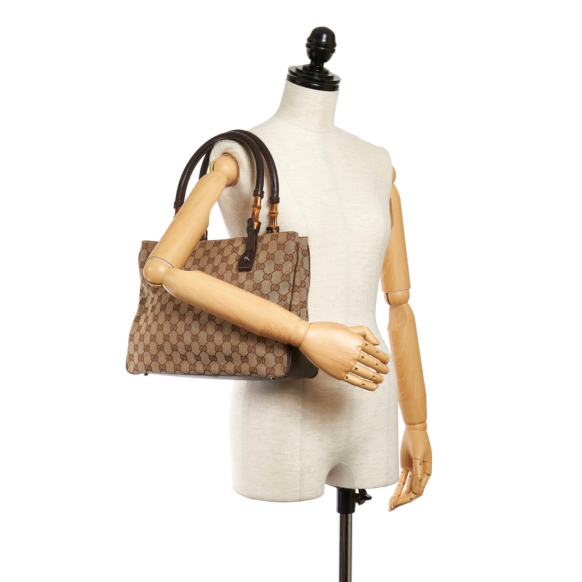 Gucci Gucci Canvas Bamboo Handbag (SHG-29813)