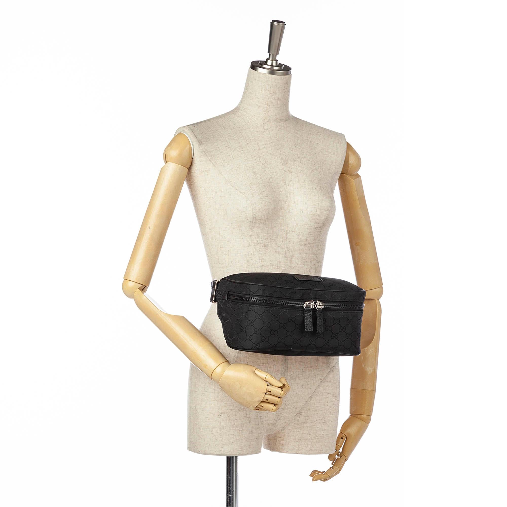 Gucci Gucci Canvas Belt Bag (SHG-25453)