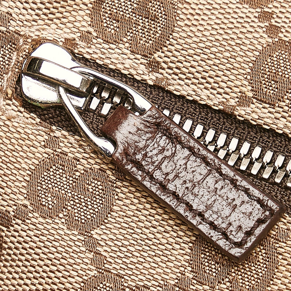Gucci Gucci Canvas Belt Bag (SHG-29177)