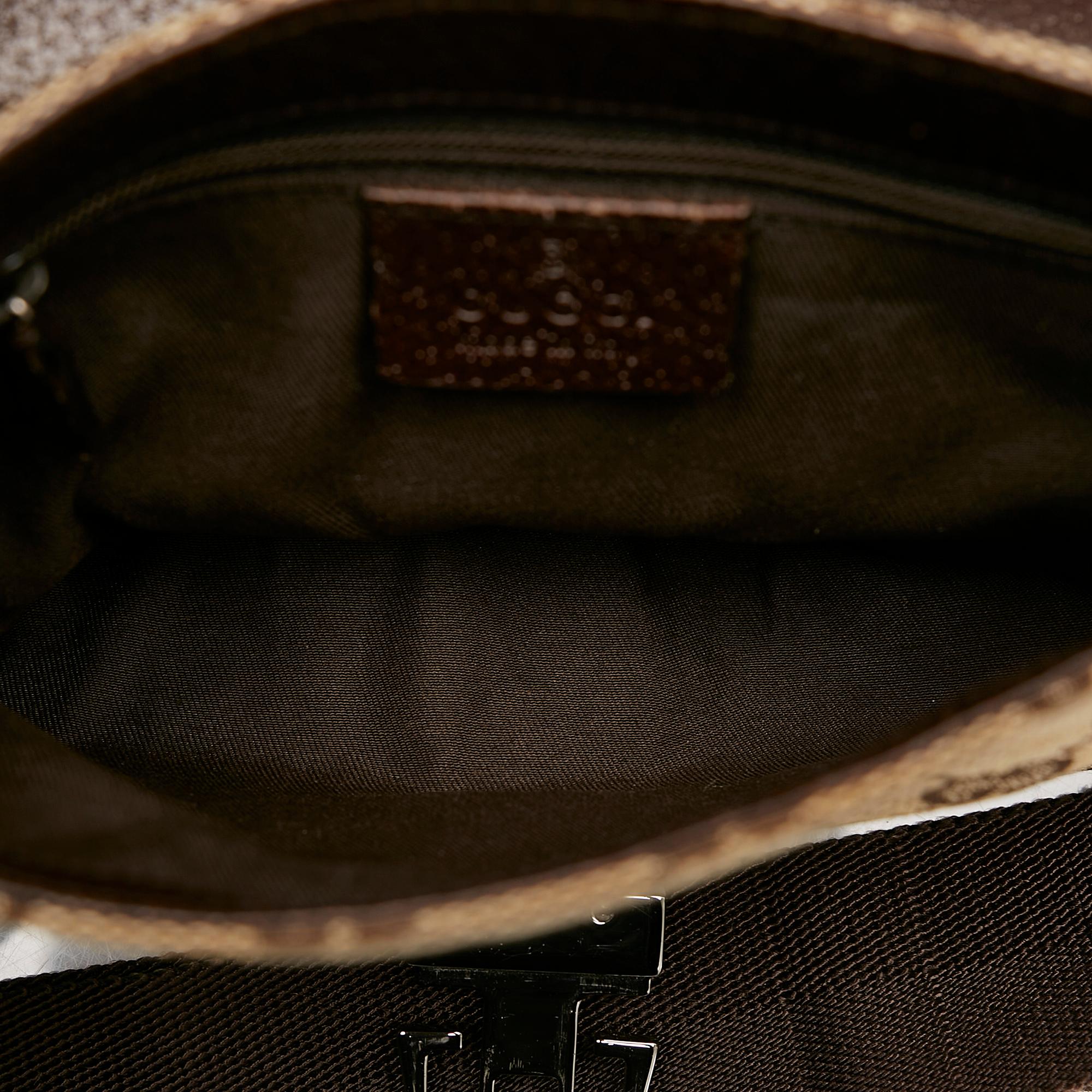 Gucci Gucci Canvas Belt Bag (SHG-29731)
