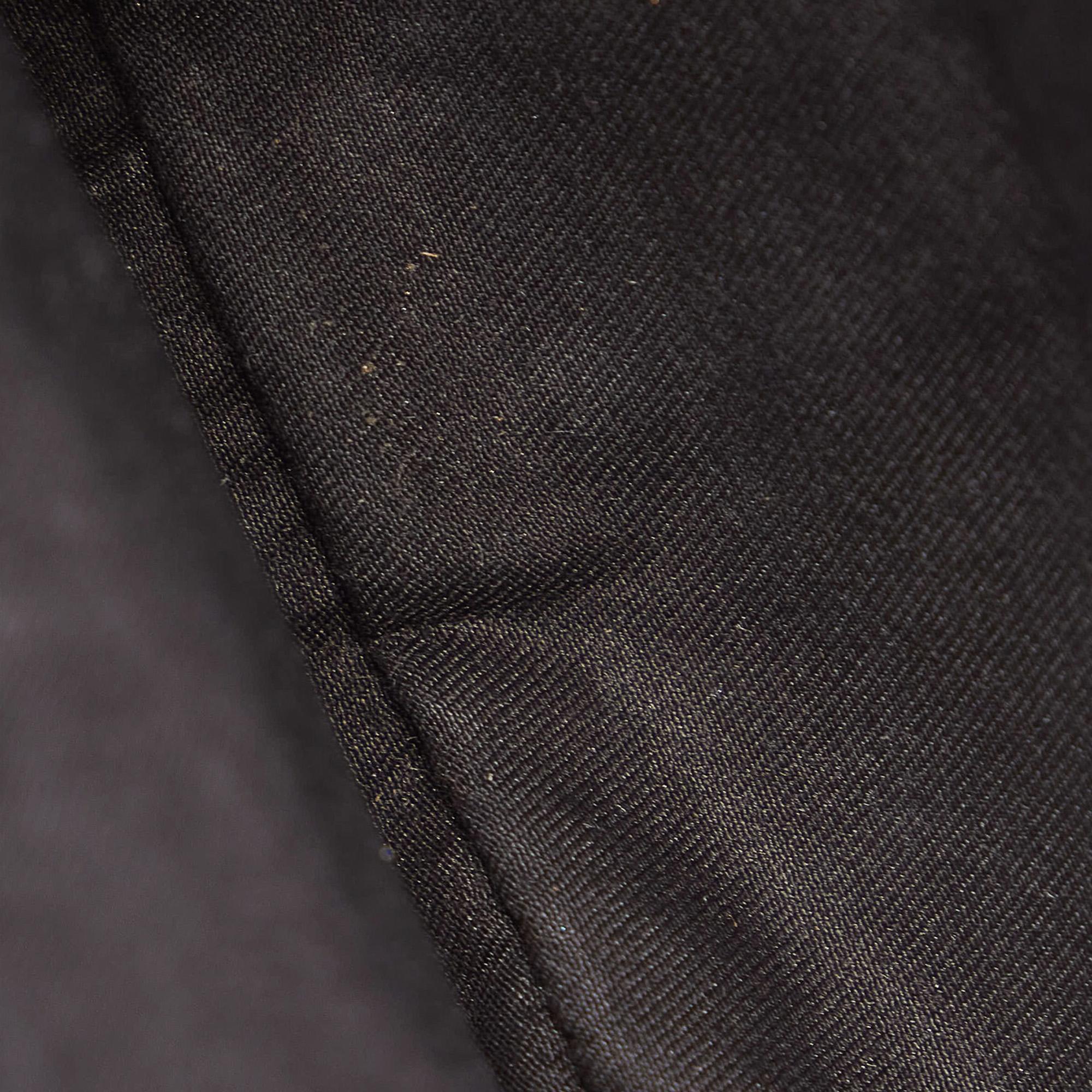 Gucci Gucci Canvas Belt Bag (SHG-32392)