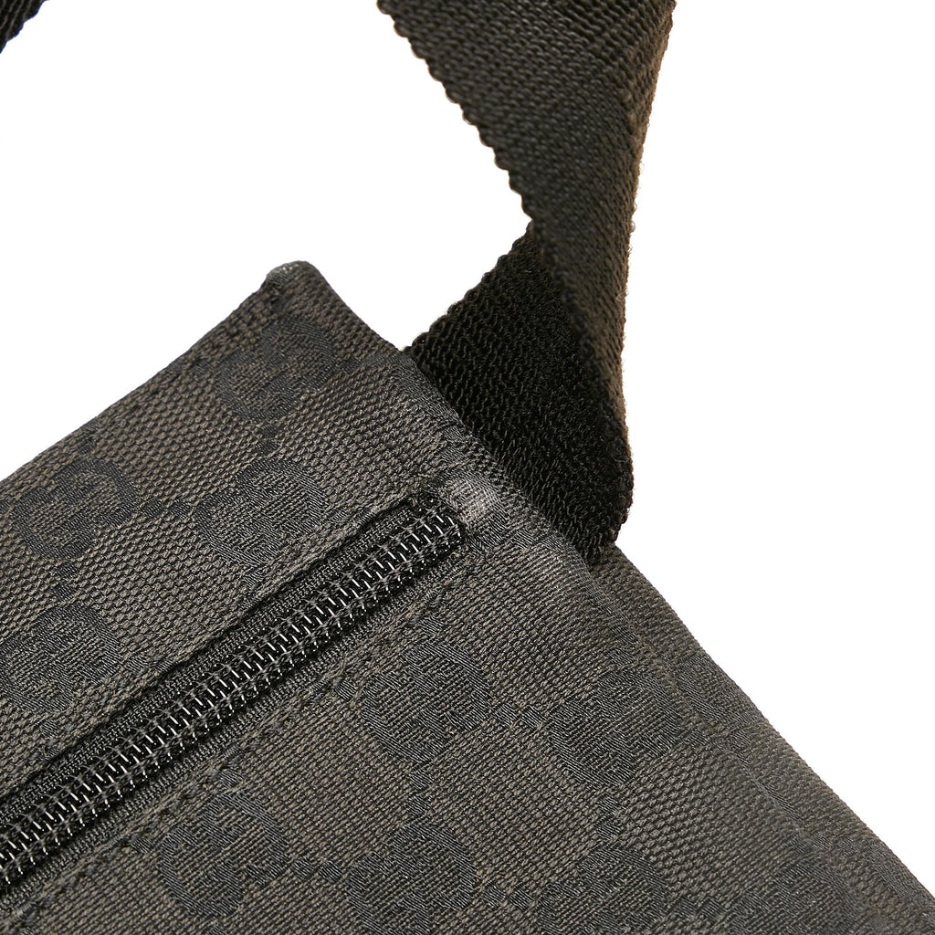 Gucci GG Canvas Belt Bag (SHG-Pvi0rA)