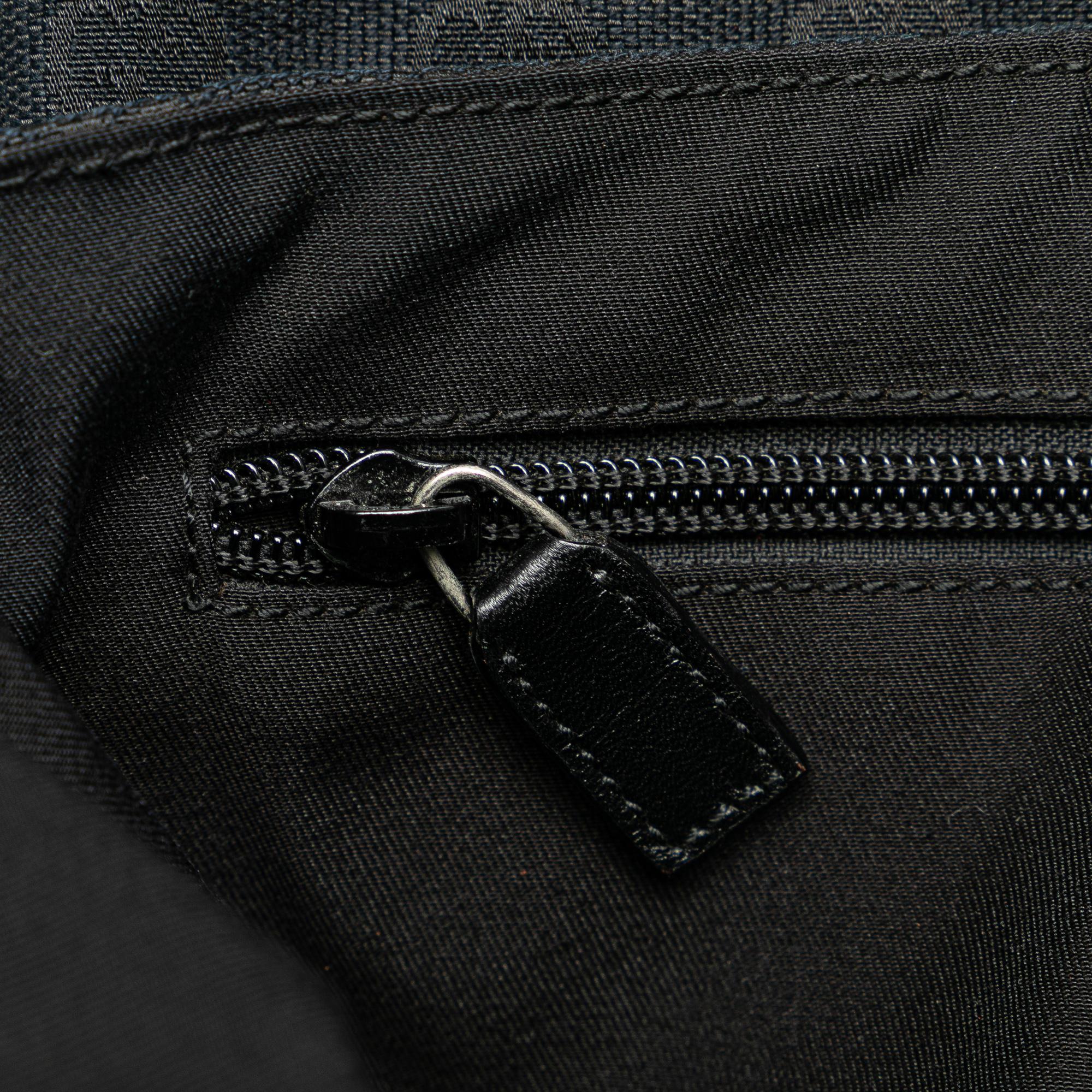 Gucci GG Canvas Belt Bag (SHG-VM7mwR)