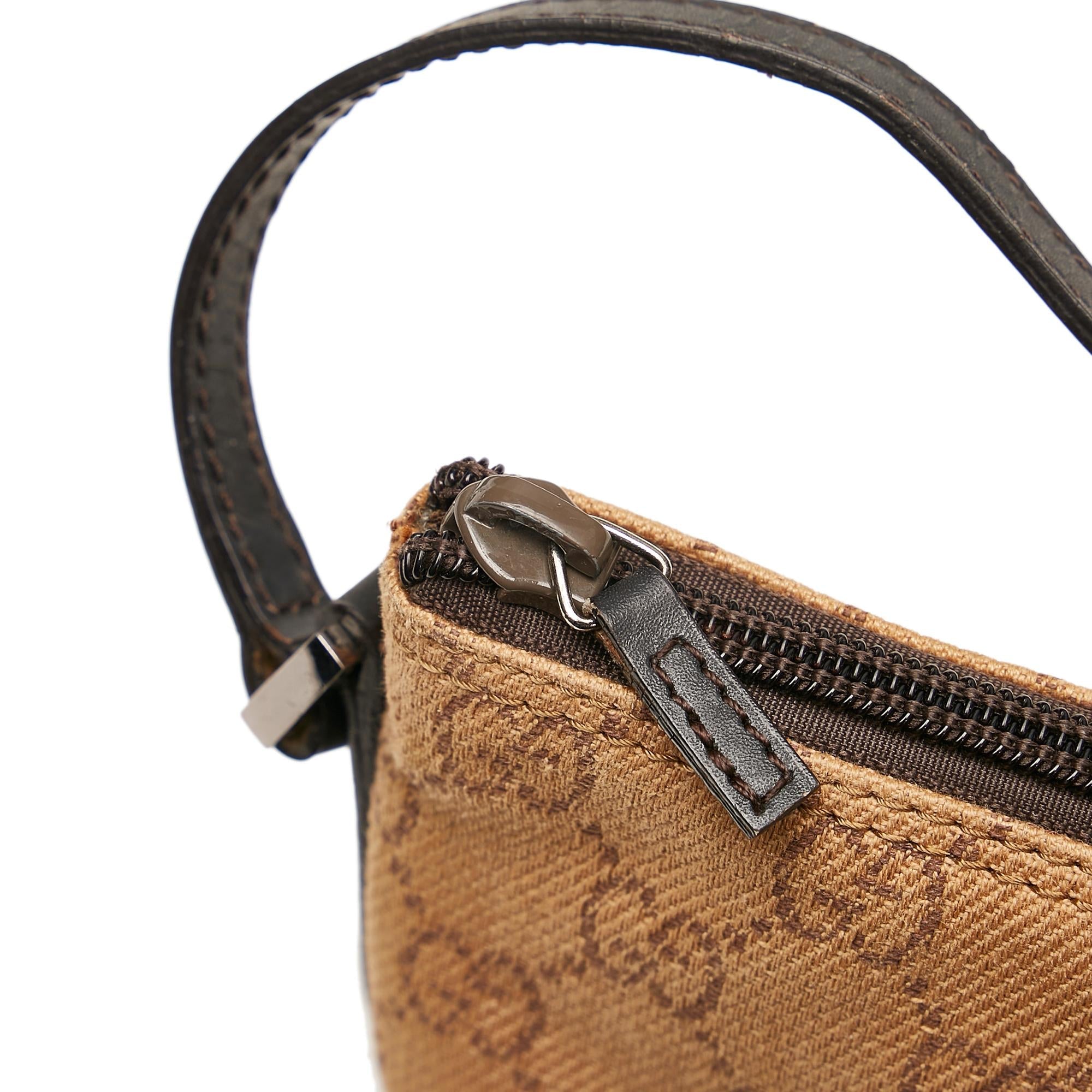 Gucci Gucci Canvas Boat Baguette (SHG-28627)