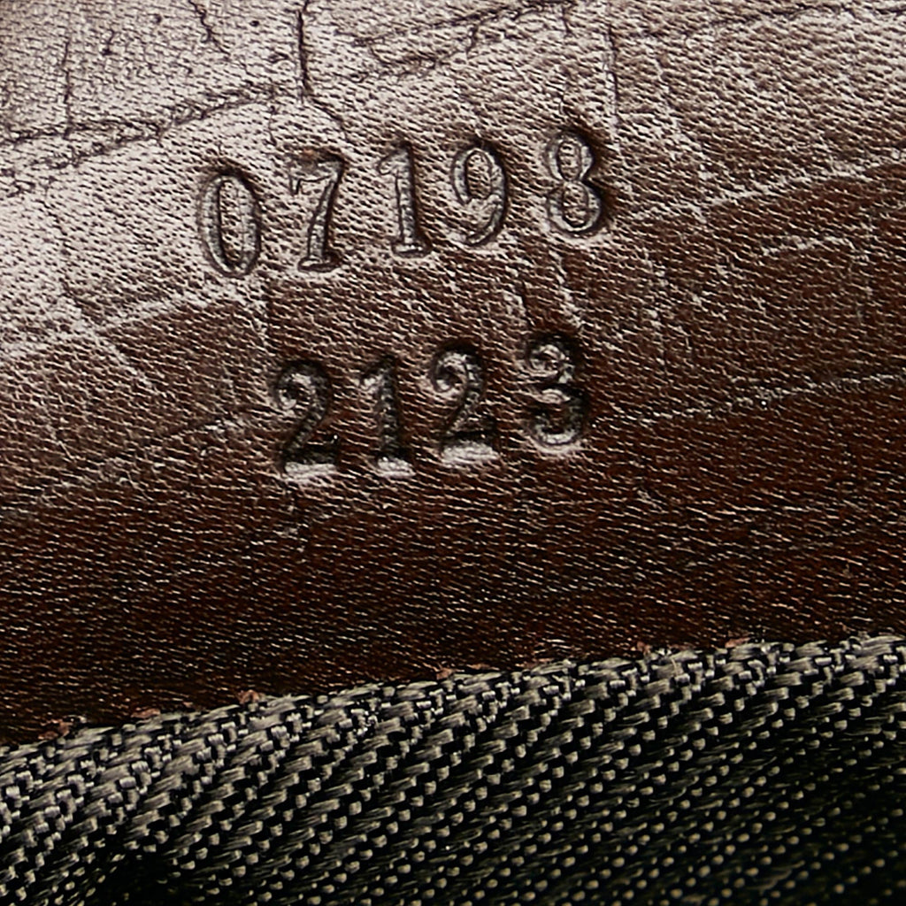Gucci GG Canvas Boat Baguette (SHG-31393)