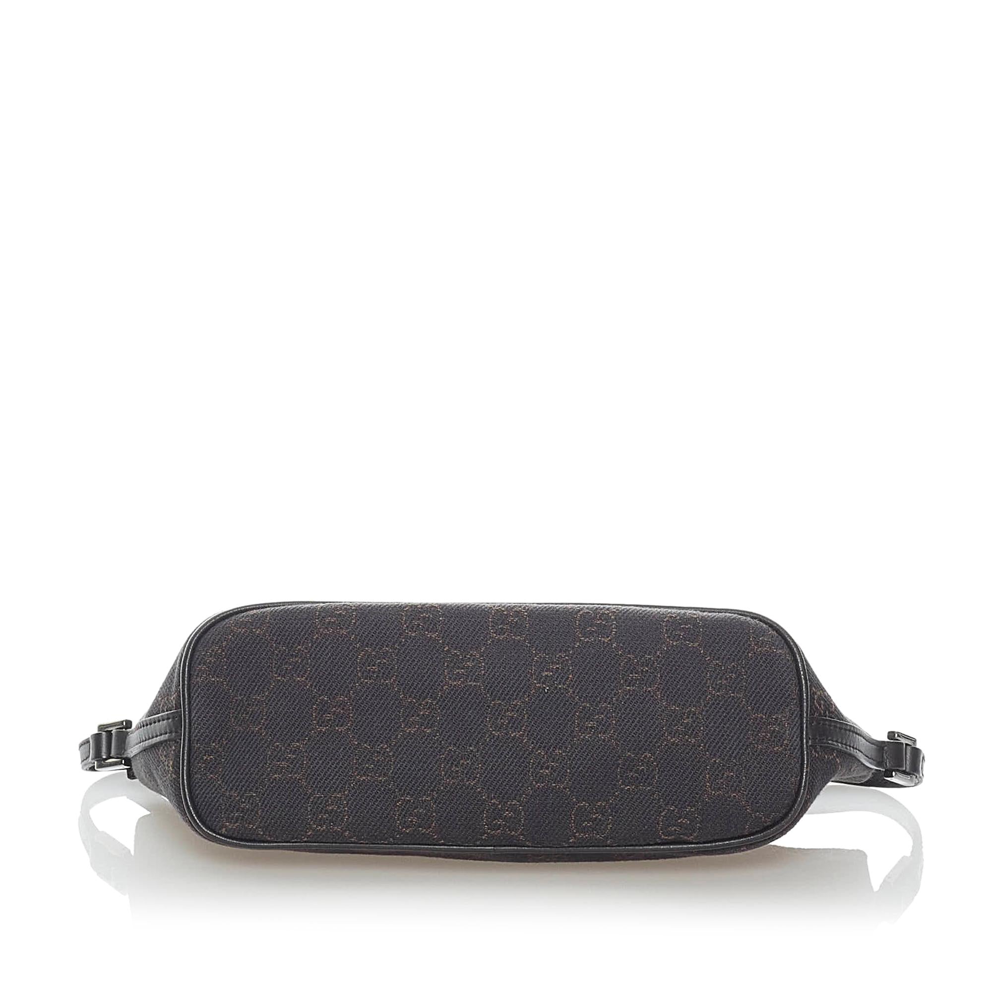 Gucci GG Canvas Boat Baguette (SHG-31611)