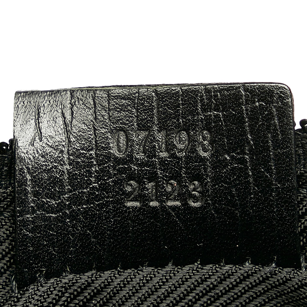 Gucci Gucci Canvas Boat Baguette (SHG-31770)