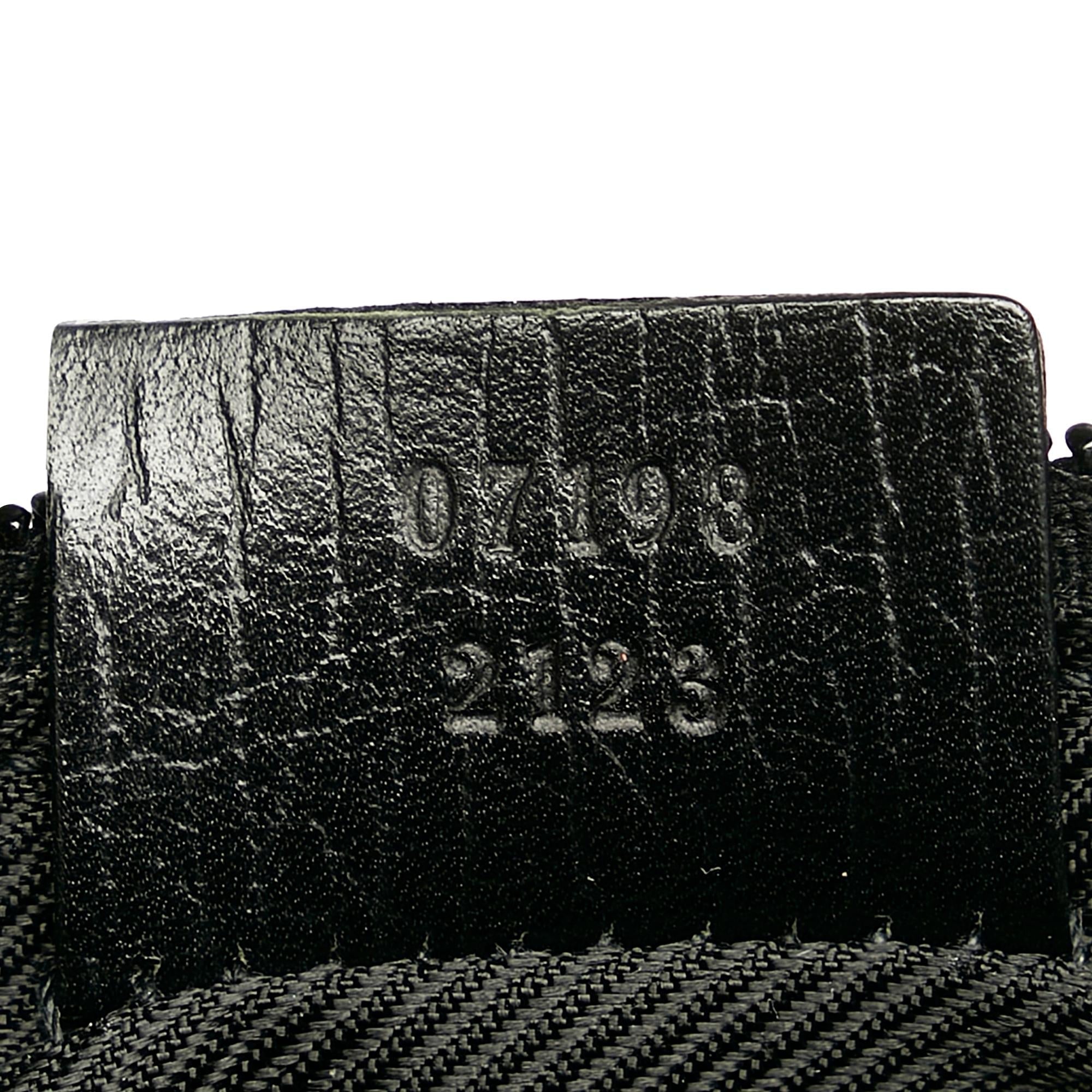 Gucci Gucci Canvas Boat Baguette (SHG-31770)