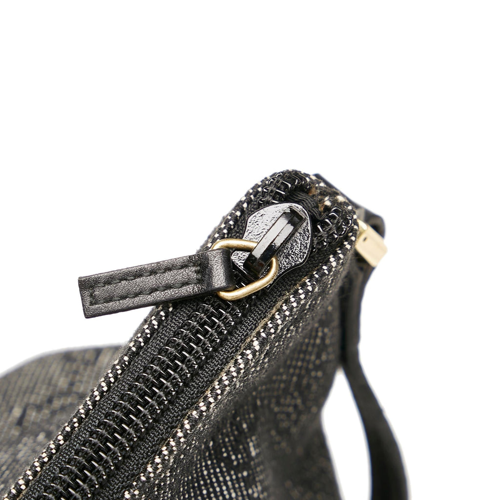 Gucci Gucci Canvas Boat Baguette (SHG-32251)