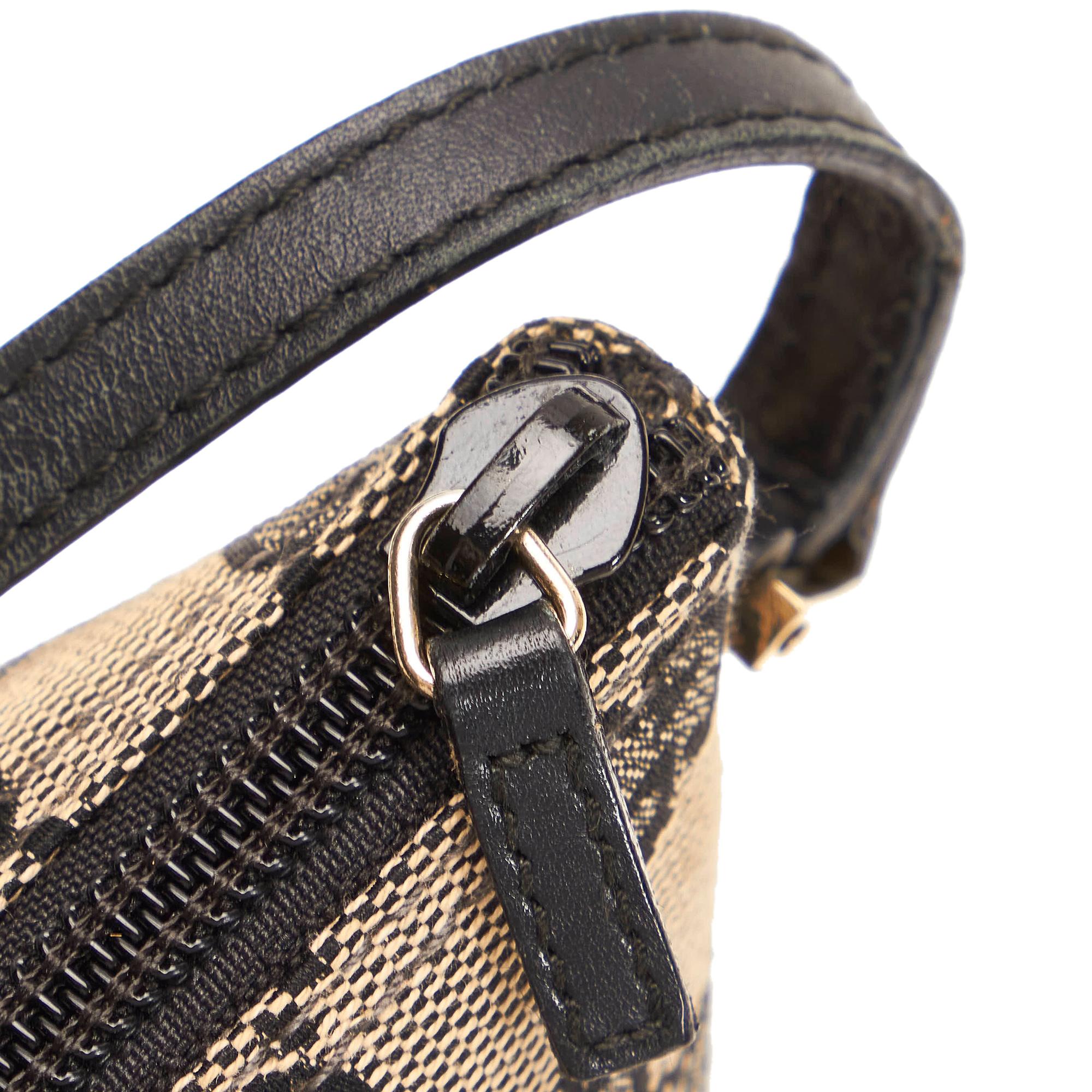 Gucci Gucci Canvas Boat Baguette (SHG-32903)