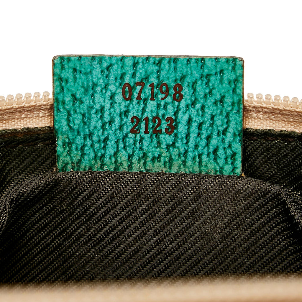 Gucci GG Canvas Boat Pochette (SHG-35382)