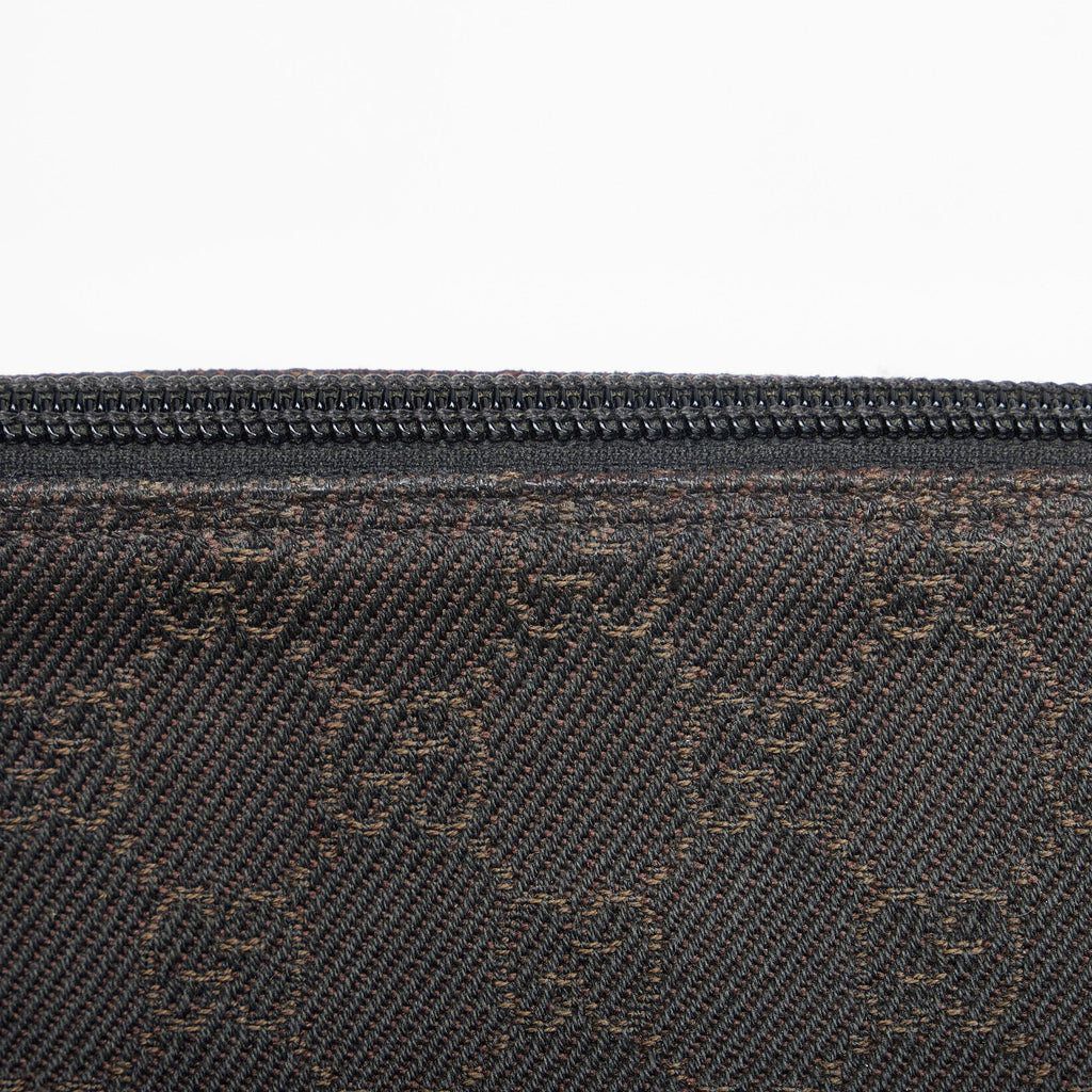 Gucci GG Canvas Boat Pochette (SHG-nfSEnq)