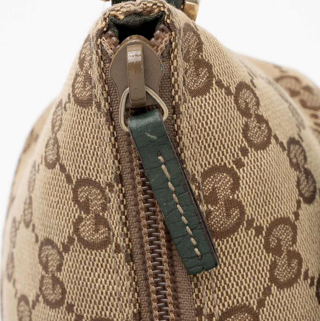 Gucci GG Canvas Classic Pochette (SHF-QPrDNd)